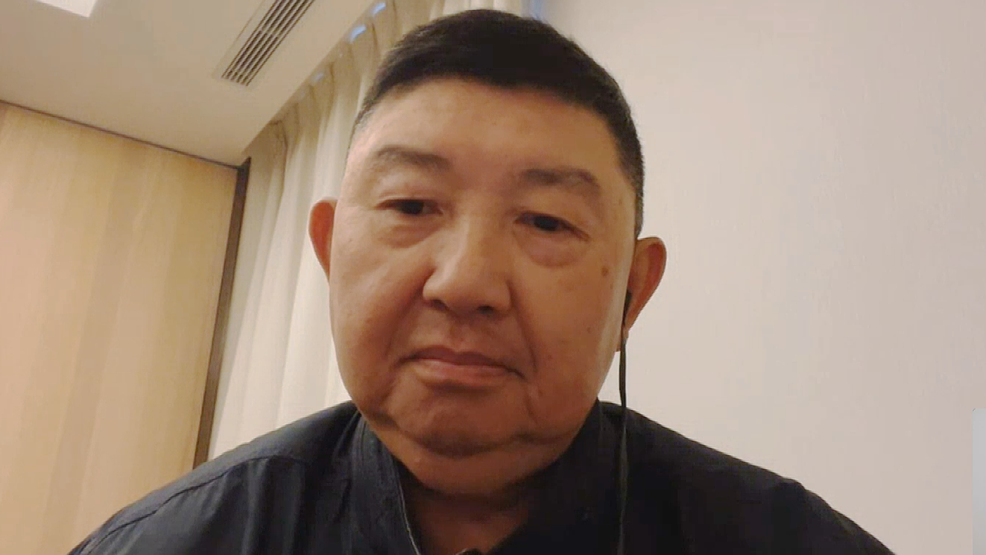 被視為港府「白手套」的香港「港台經濟文化合作協進會」主席李大壯10日抵台，由於身分特殊加上時間點巧合，引發外界關注台港日後關係。（鏡新聞提供）