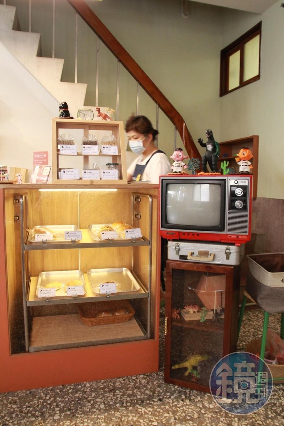 曾有日本的客人來訪時，驚喜直呼這裡如同自己小時候買點心的店。
