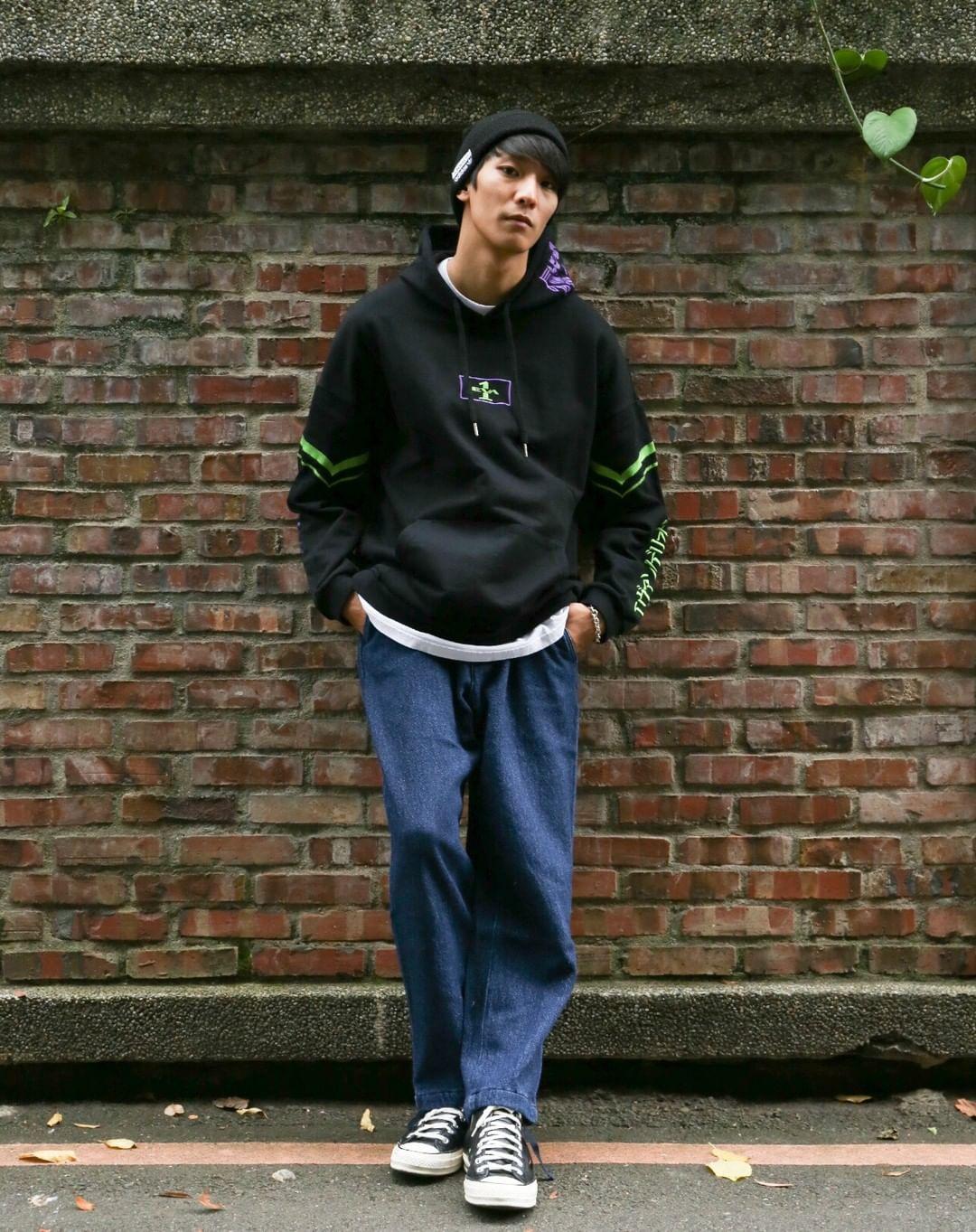 林煥鈞能歌擅舞,在《原子少年》的「土星」裡頗受矚目。(翻攝林煥鈞IG)
