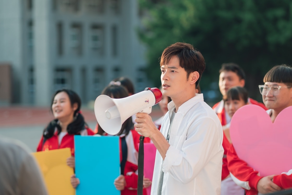 宥勝與妻小因教育問題，過著聚少離多的日子。（翻攝宥勝臉書）