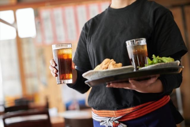 網友分享員工福利,餐飲業員工常常免費吃到怕。(示意圖,photoAC)