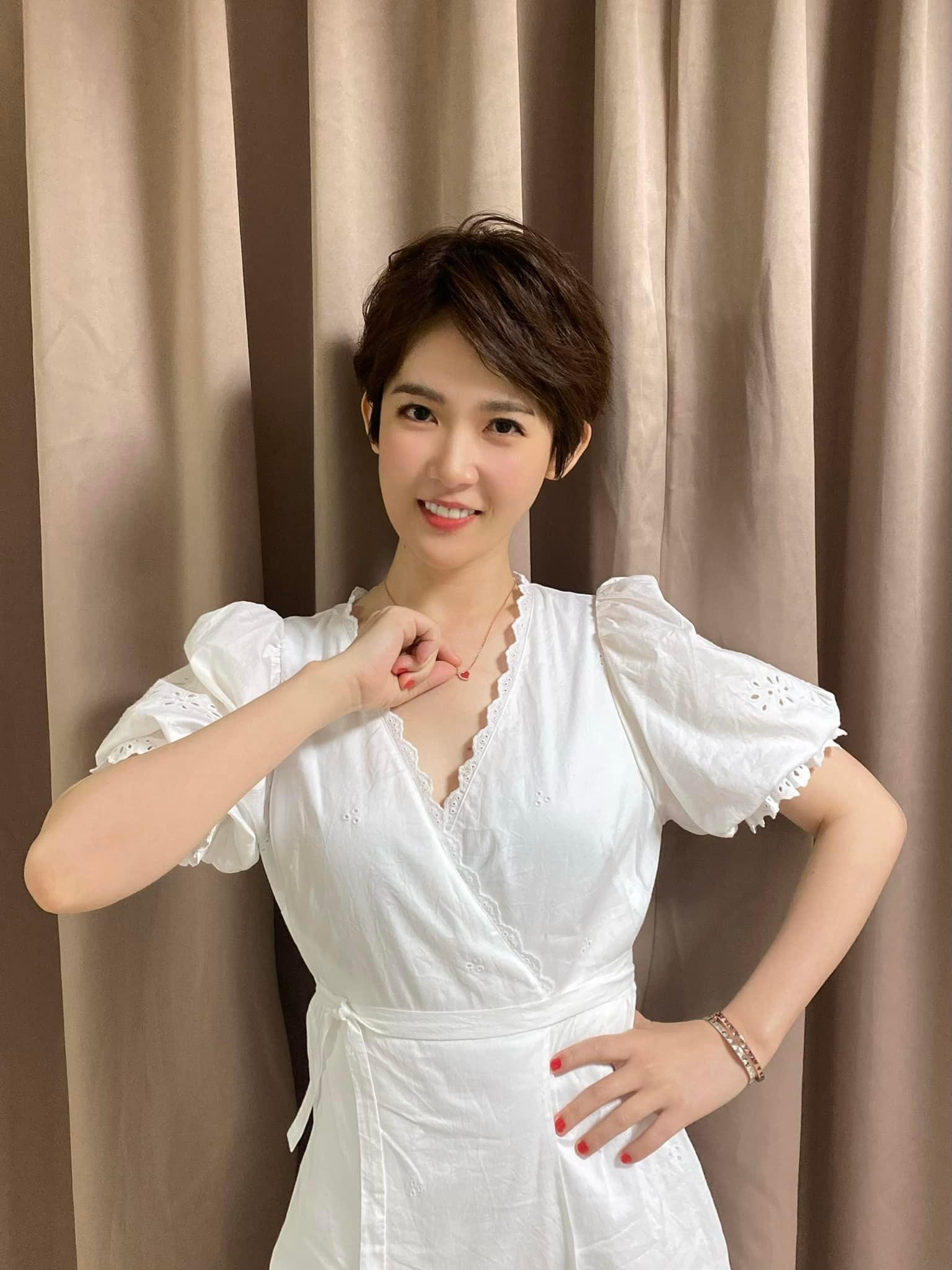 孫可芳因男友劉冠廷確診,也緊急取消明天的線上採訪。(翻攝自孫可芳臉書)
