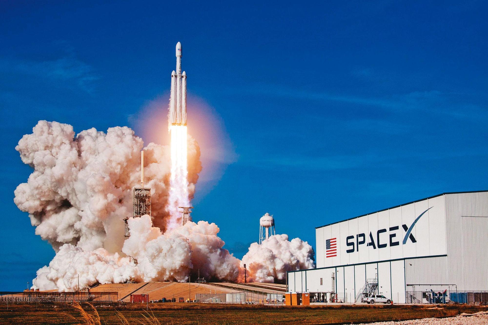 許勝雄父子聯手,金寶、康舒成功拿下SpaceX訂單。(翻攝SpaceX Flickr)