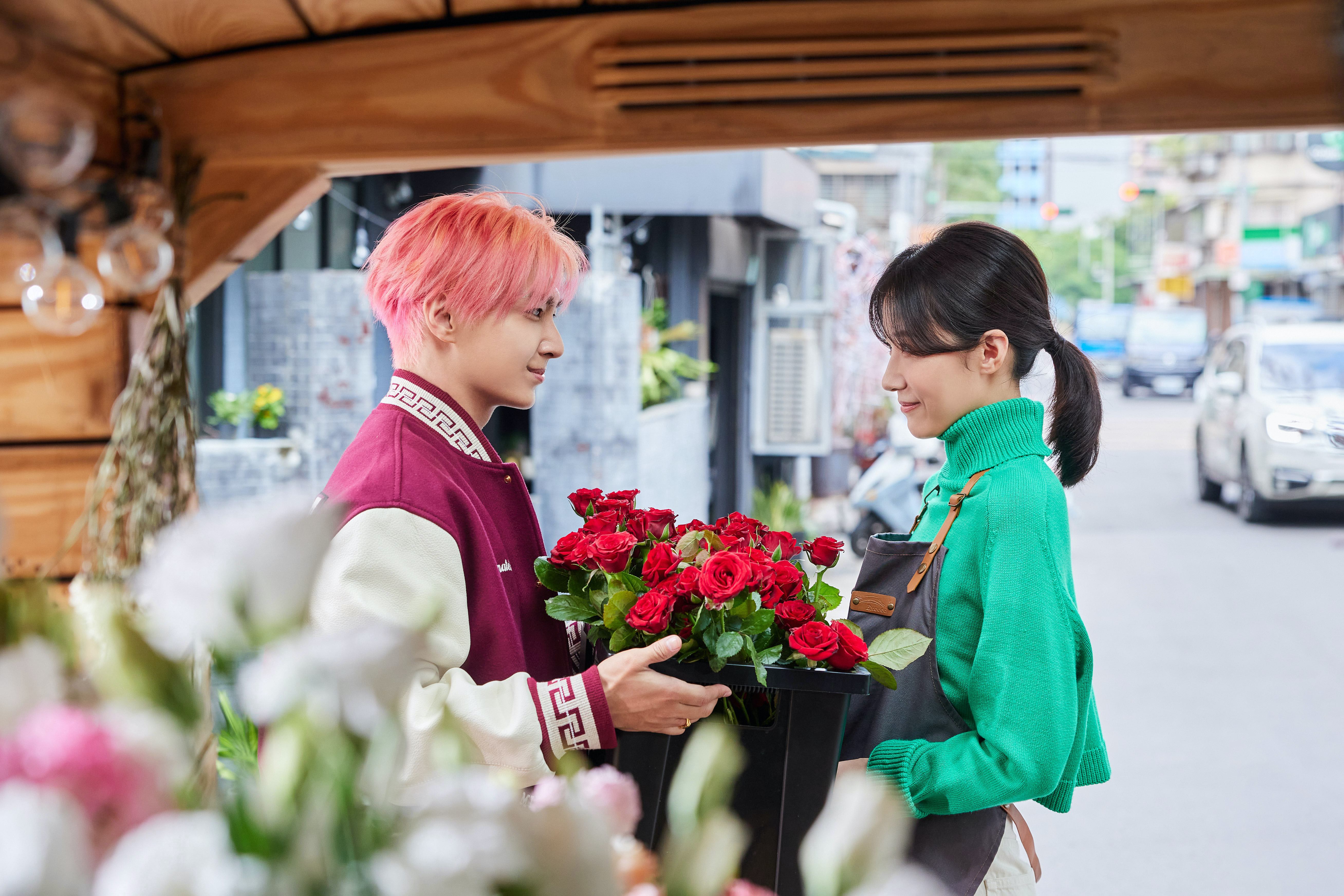 炎亞綸為《來吧！營業中》獻聲，片頭曲〈My Bae〉靈感源於好友鬼鬼吳映潔。（索尼音樂提供）