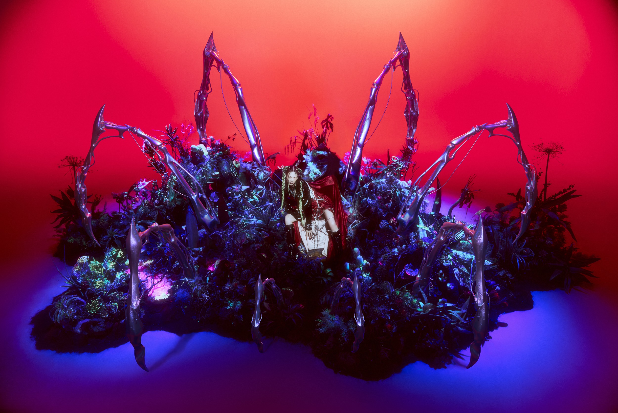 少女時代孝淵發行首張迷你專輯《DEEP》，新歌編舞請來Honey J編排超炸。（avex TAIWAN提供）