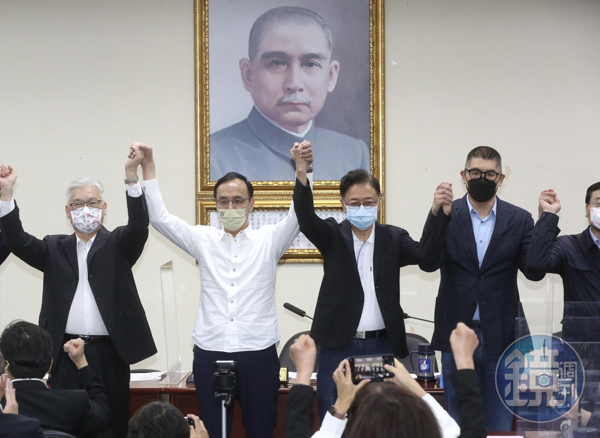 國民黨今日提名張善政選桃園市長，關鍵原因在韓國瑜力薦。