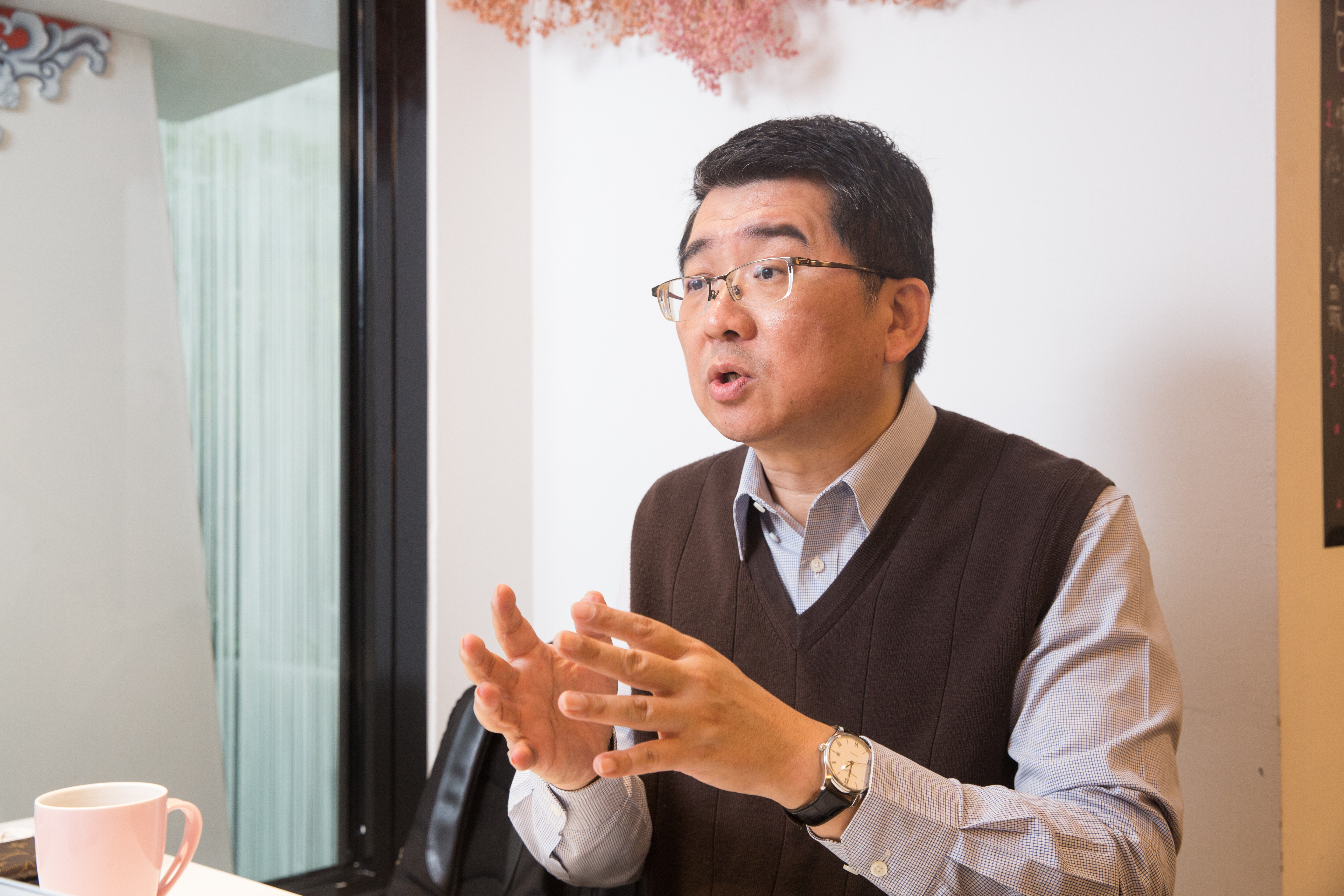 37年資深投資老手張真卿直言，6月前若台股跌深反彈，短線投資人應見好就收。