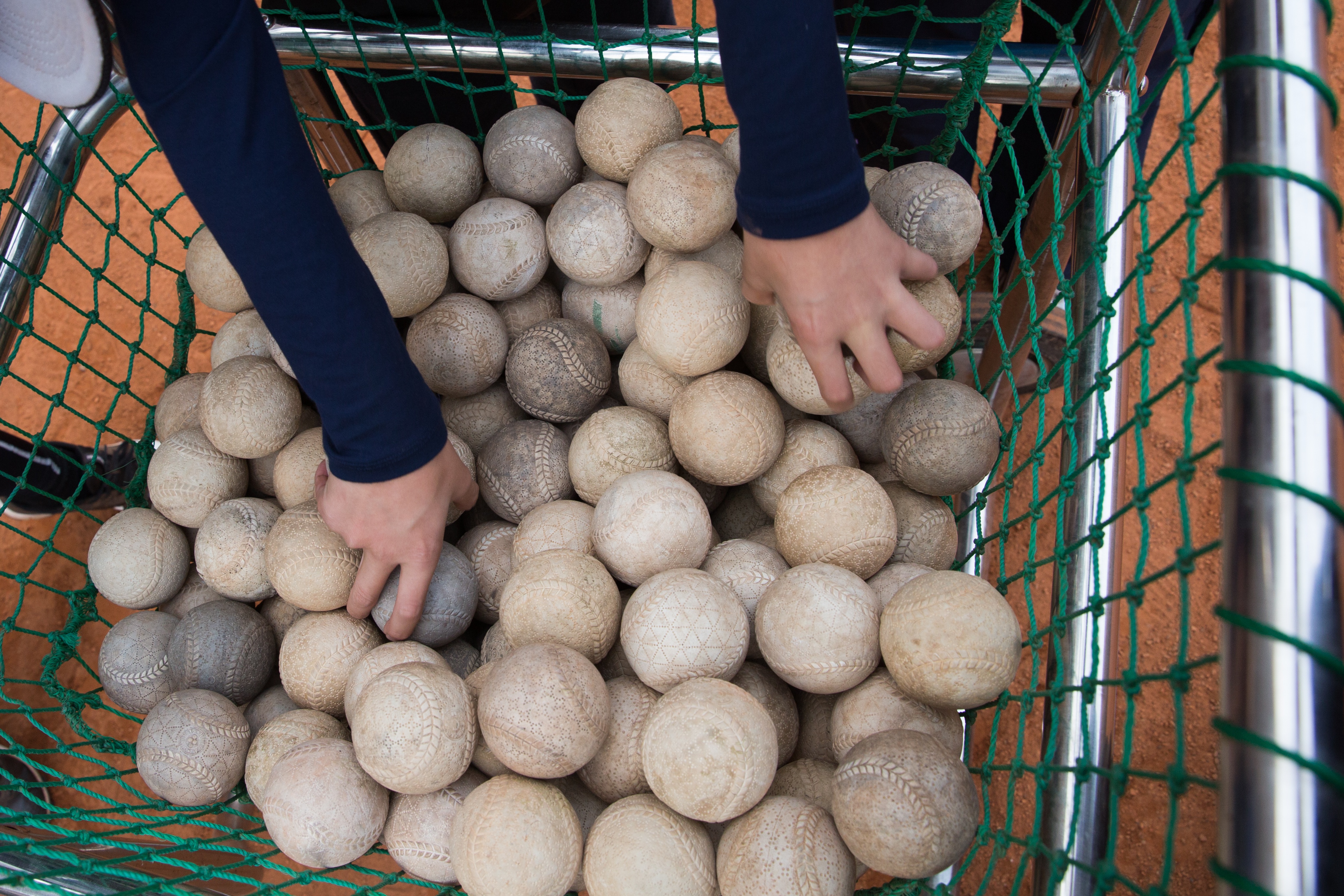 台東某國中知名棒球隊驚傳教練不當體罰，不僅會罵學生三字經還會賞學生巴掌或揍學生肚子。此為示意圖，圖中人物與本次事件完全無關。（本刊資料照）