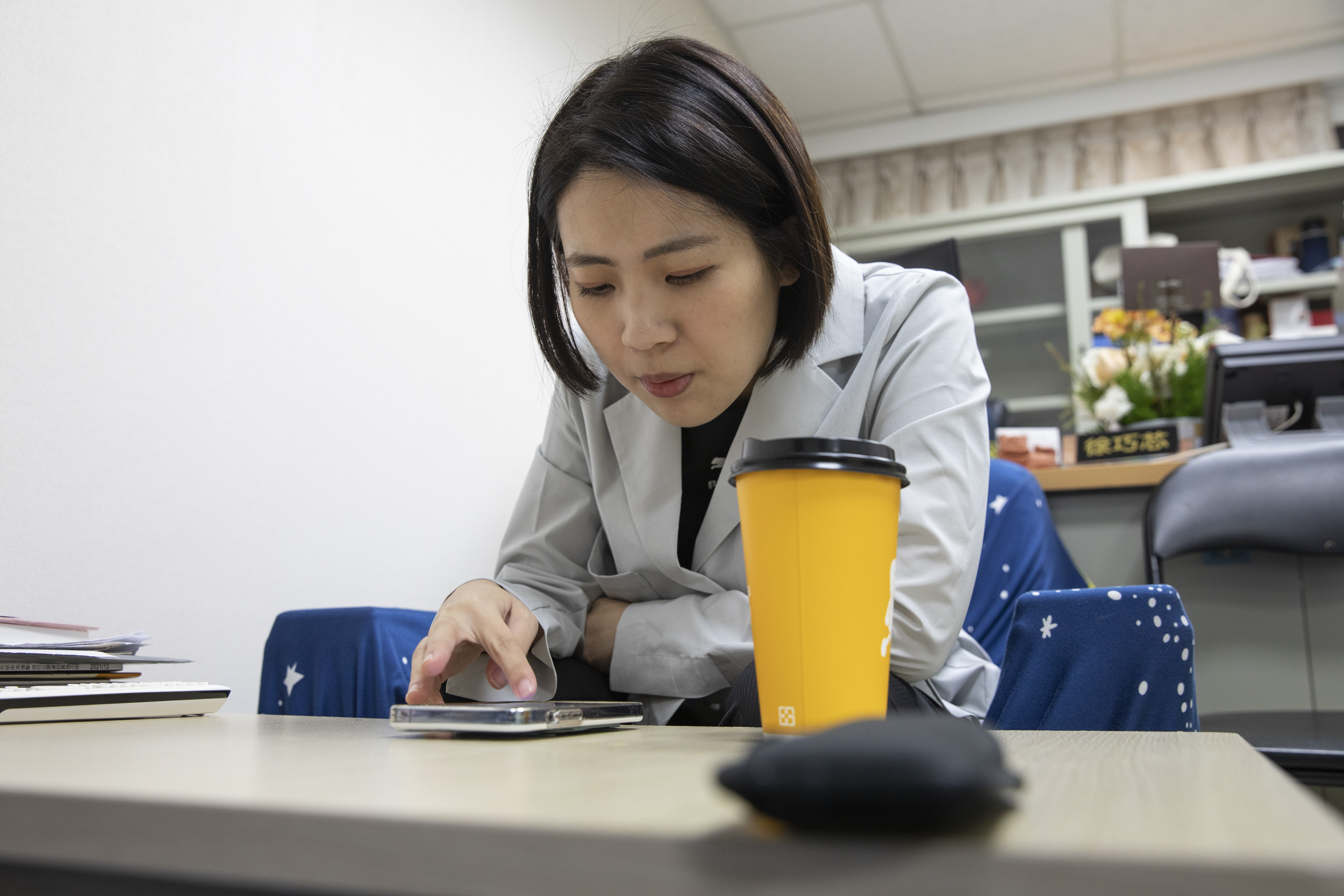 北市議員徐巧芯違規停車竟意外引發一連串案外案。