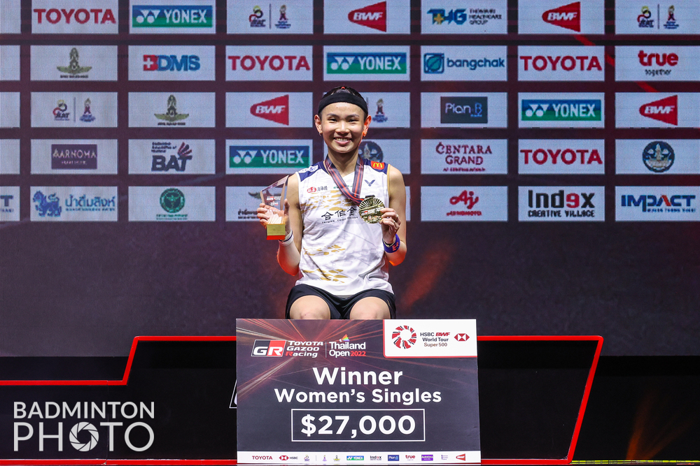 小戴在泰國公開賽不負眾望，成功上演東奧復仇記，以21比15、17比21、21比12順利奪下女單冠軍。（翻攝自戴資穎臉書）