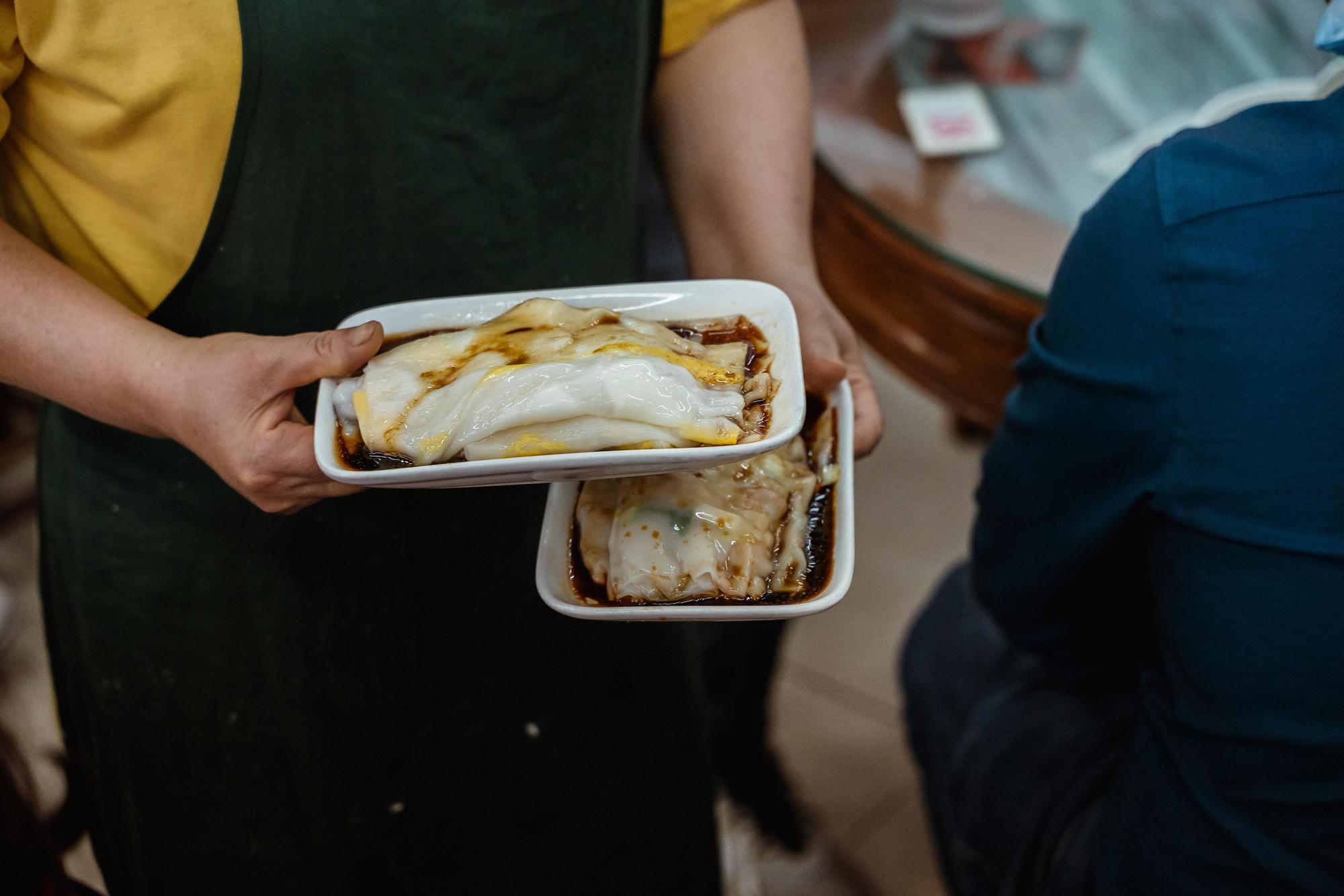 台中一間經營60年的人氣早餐店,被抓包老闆娘確診繼續賣早餐,但兒子出面否認。(示意圖,東方IC)