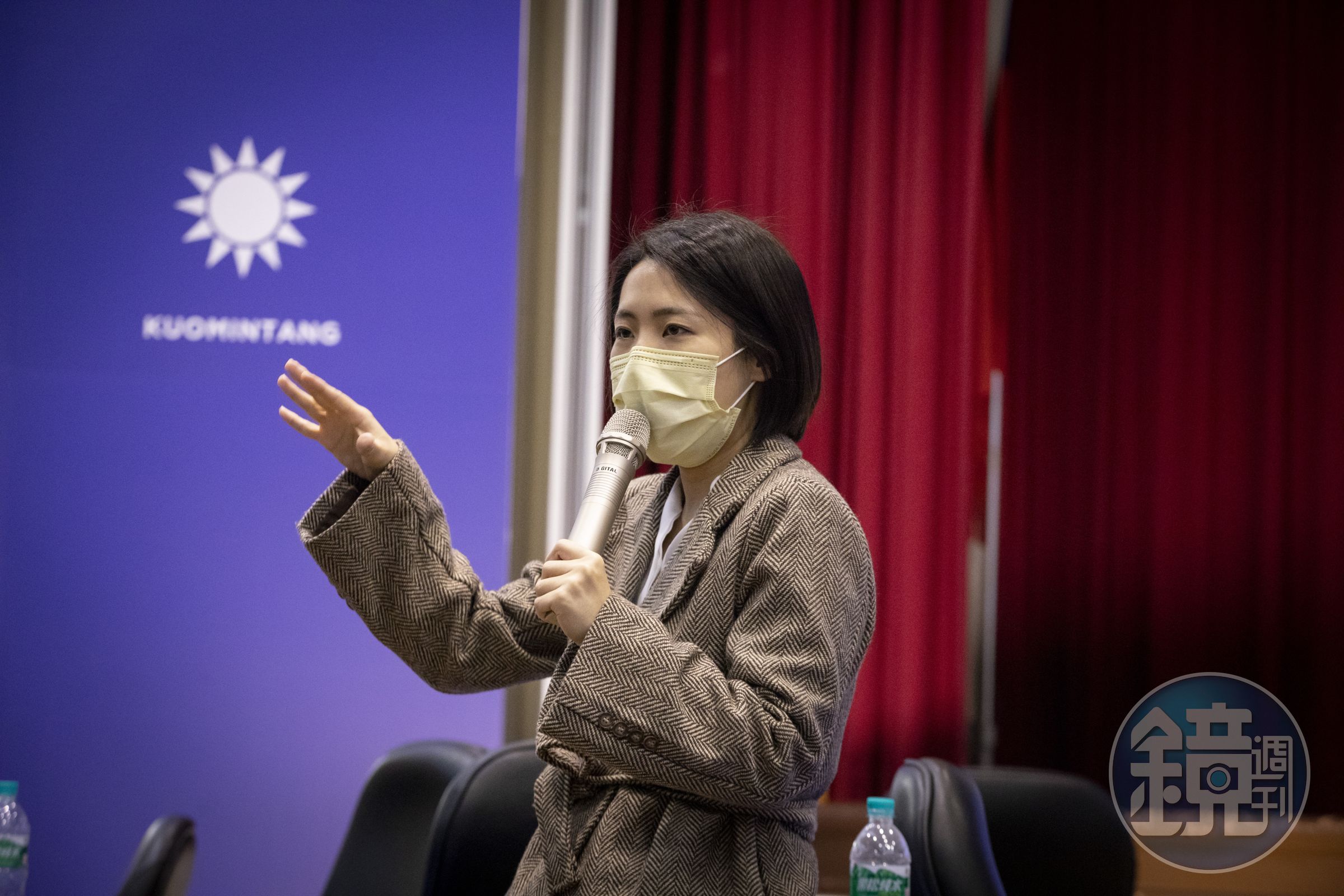 徐巧芯被爆違停，今又傳出她對警拉下口罩、違反防疫規定。（本刊資料照）