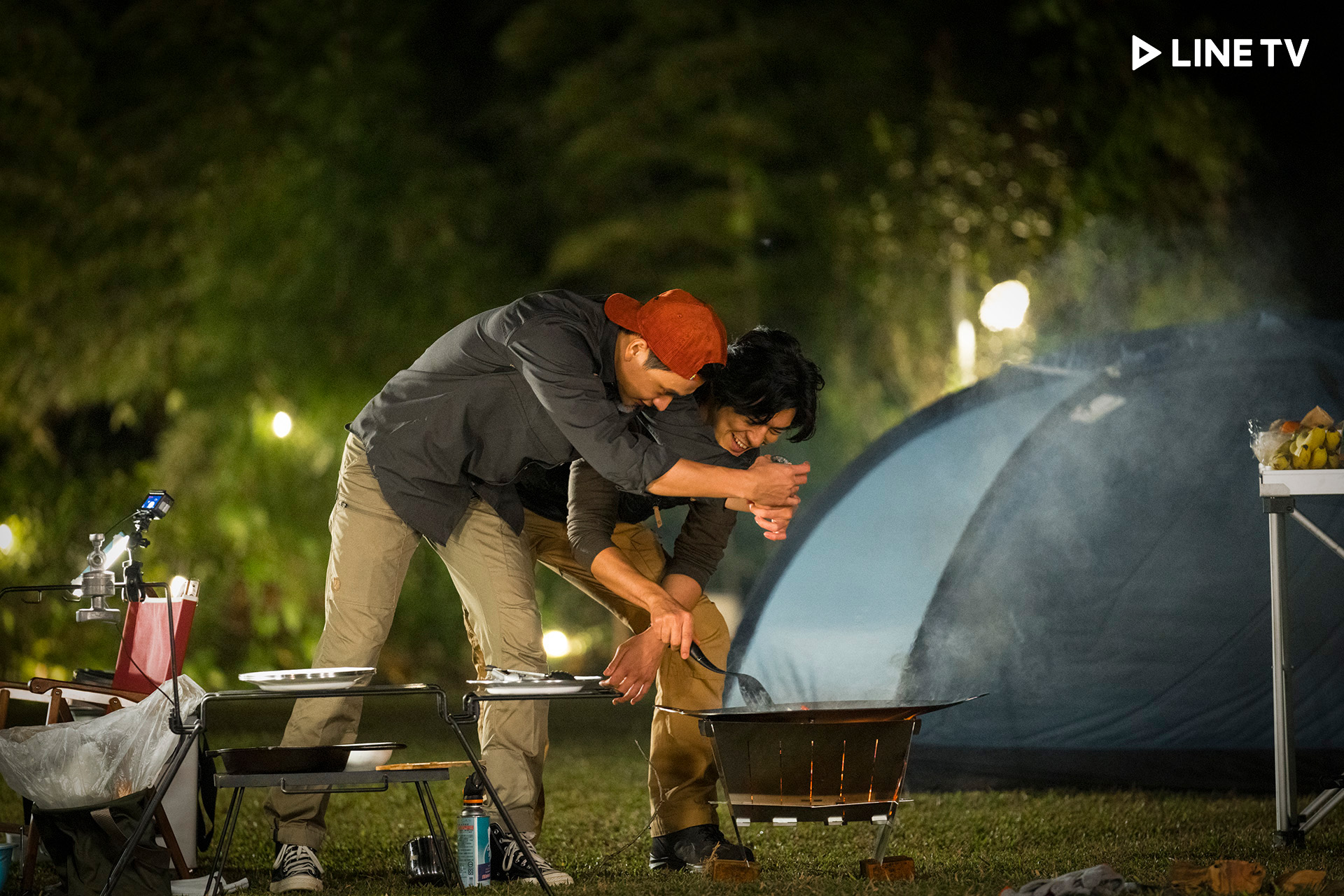 陳柏霖、劉冠廷錄影展現兩人好交情。（LINE TV提供）