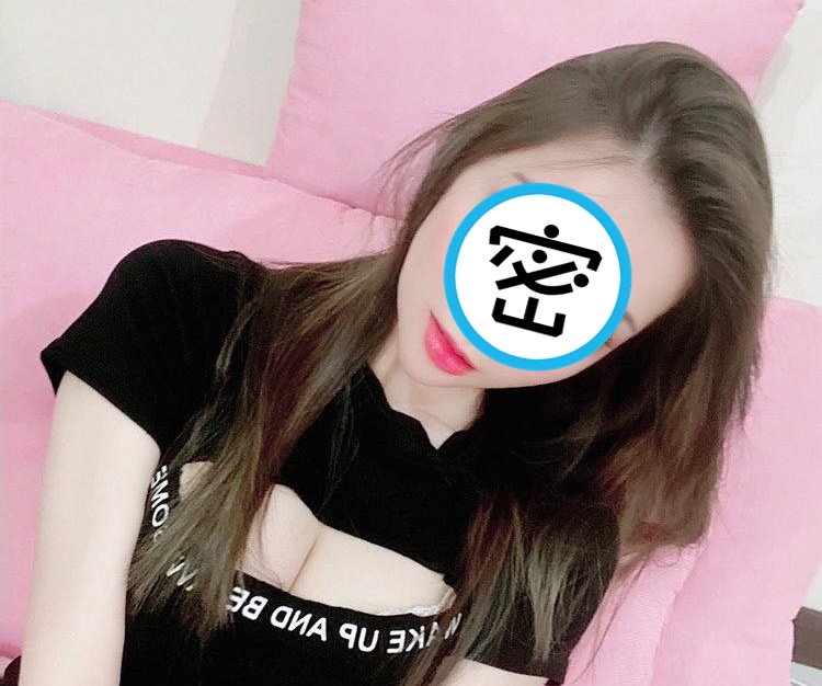 圤智雨透露1位理財專員報名當女優，表示該名女生擁有E級上圍、N次性經驗。（翻攝自圤智雨臉書）