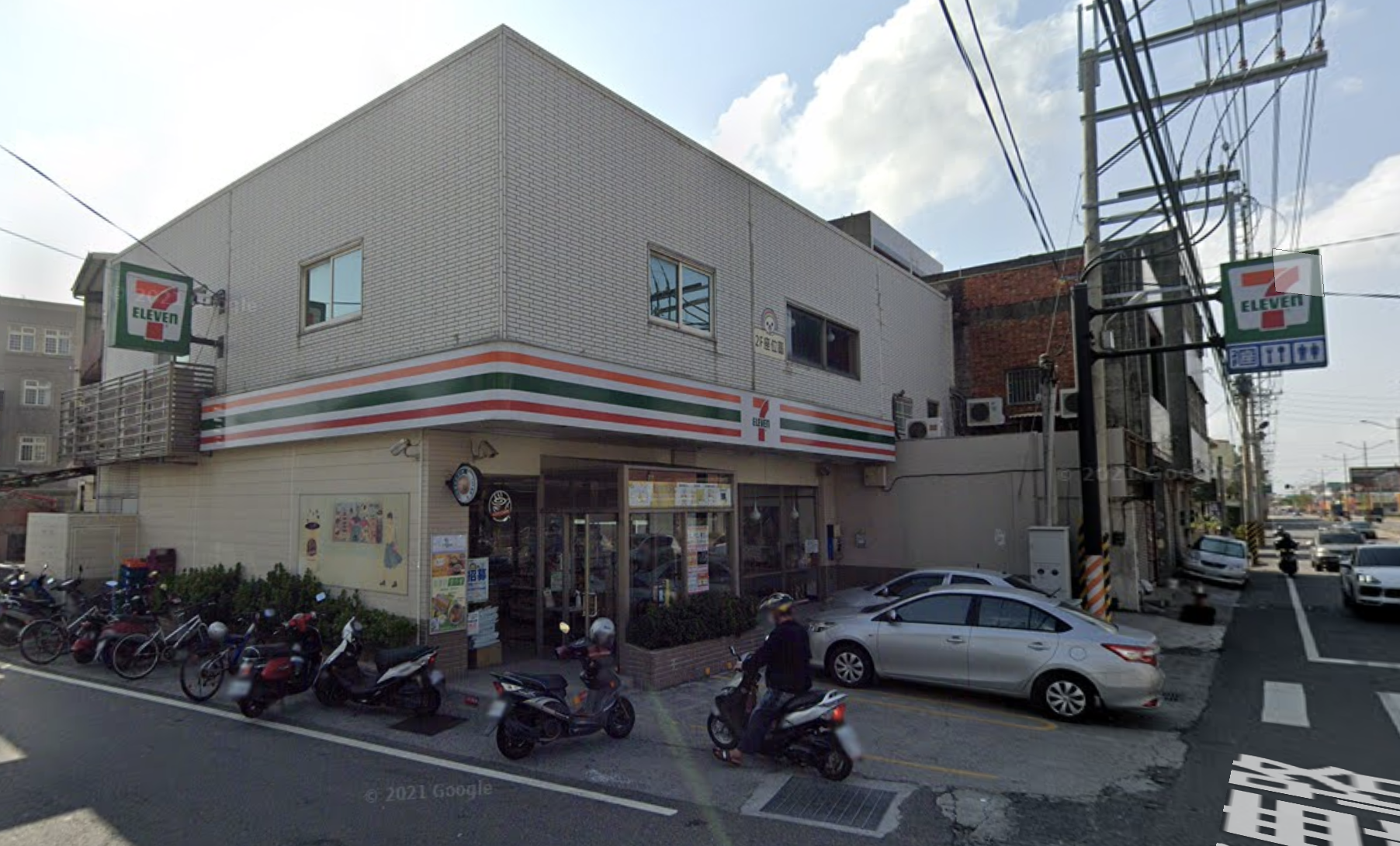 台灣年度熱門景點竟是一家7-11，讓網友傻眼朝聖。（翻攝自Google Maps）