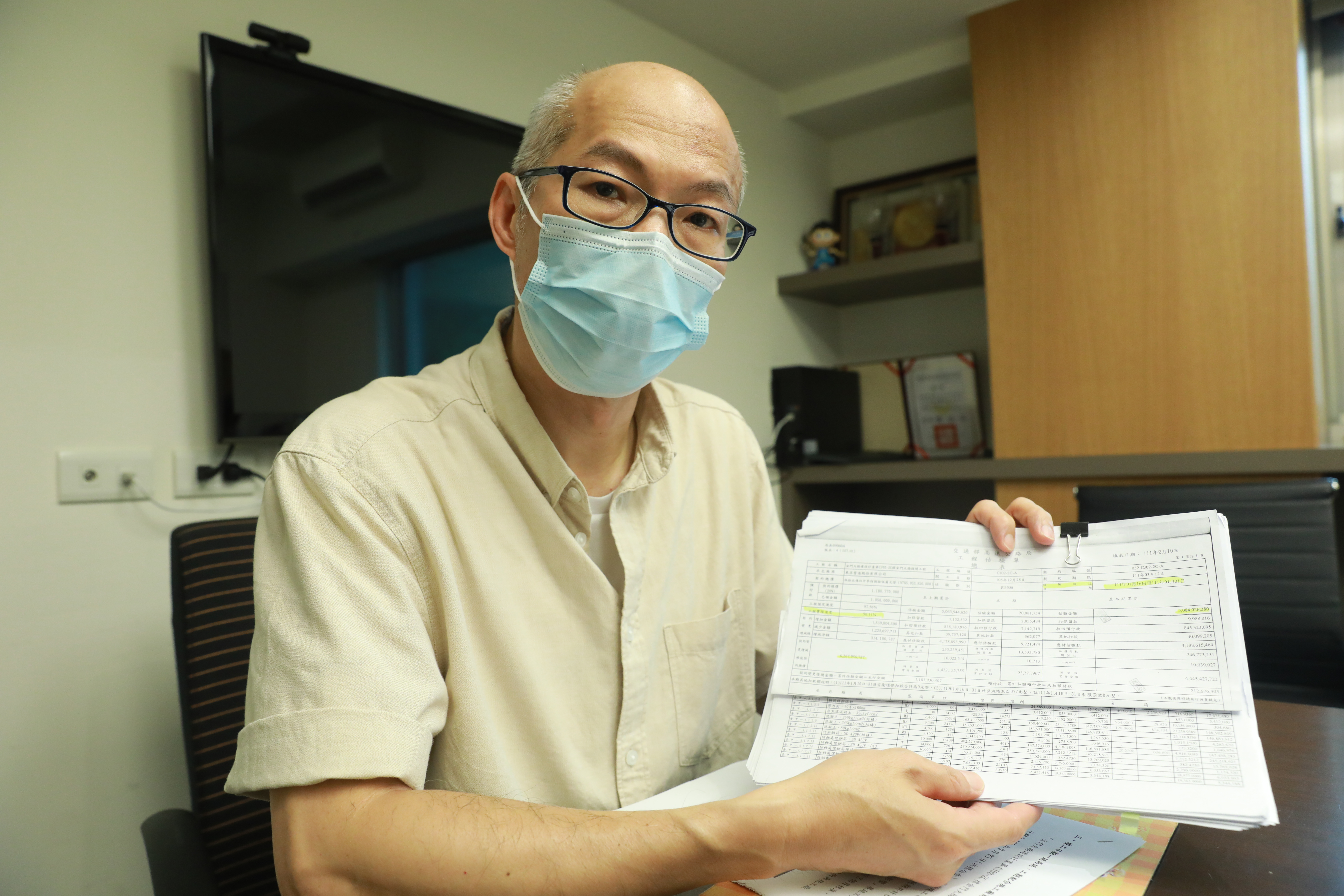 律師馬在勤呼籲，主管機關應該公開透明，勿讓重要的公共工程有黑箱作業之嫌！