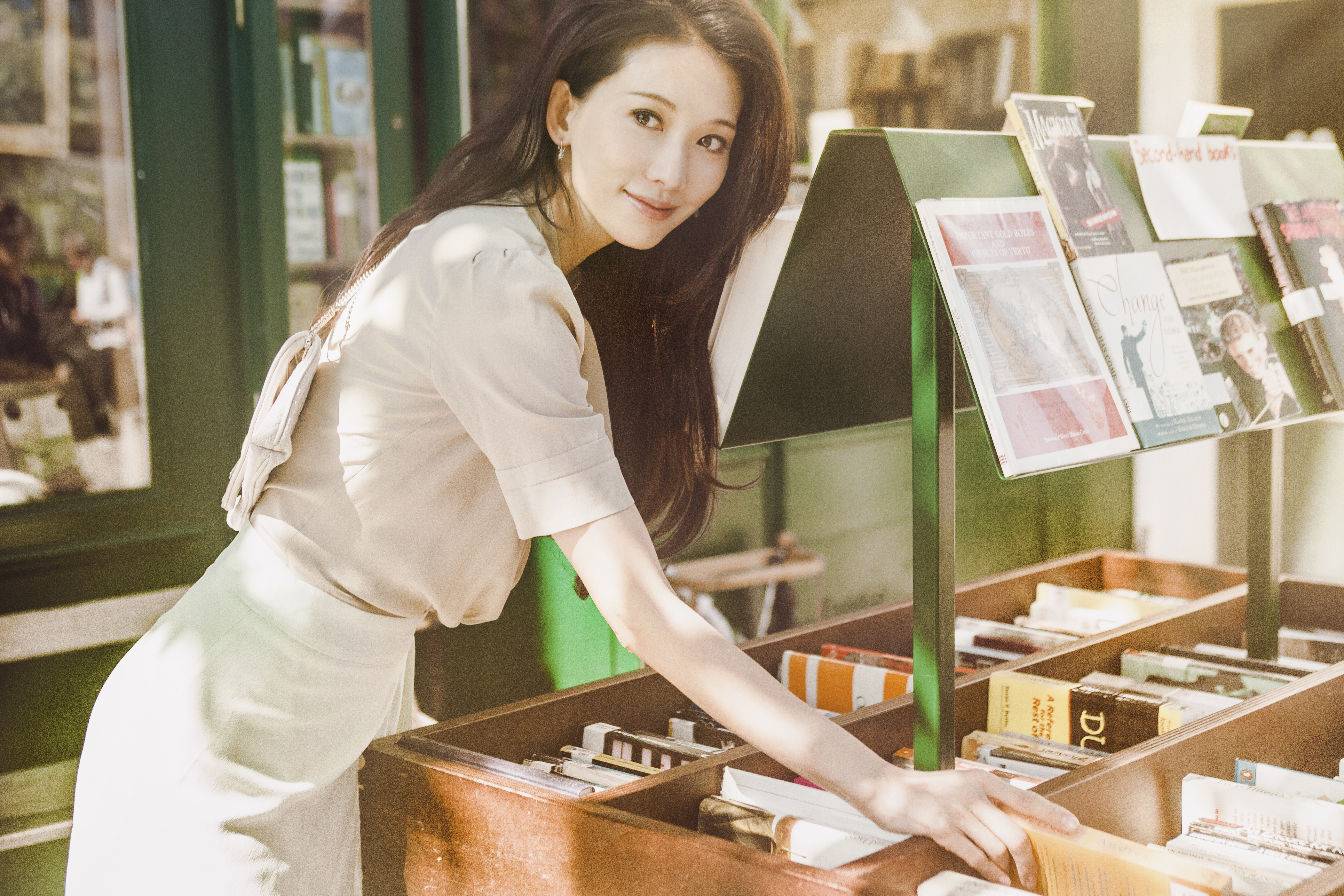 林志玲發行新書，提及她人生中摔馬、備孕、結婚的重要歷程。（志玲姐姐慈善基金會提供）