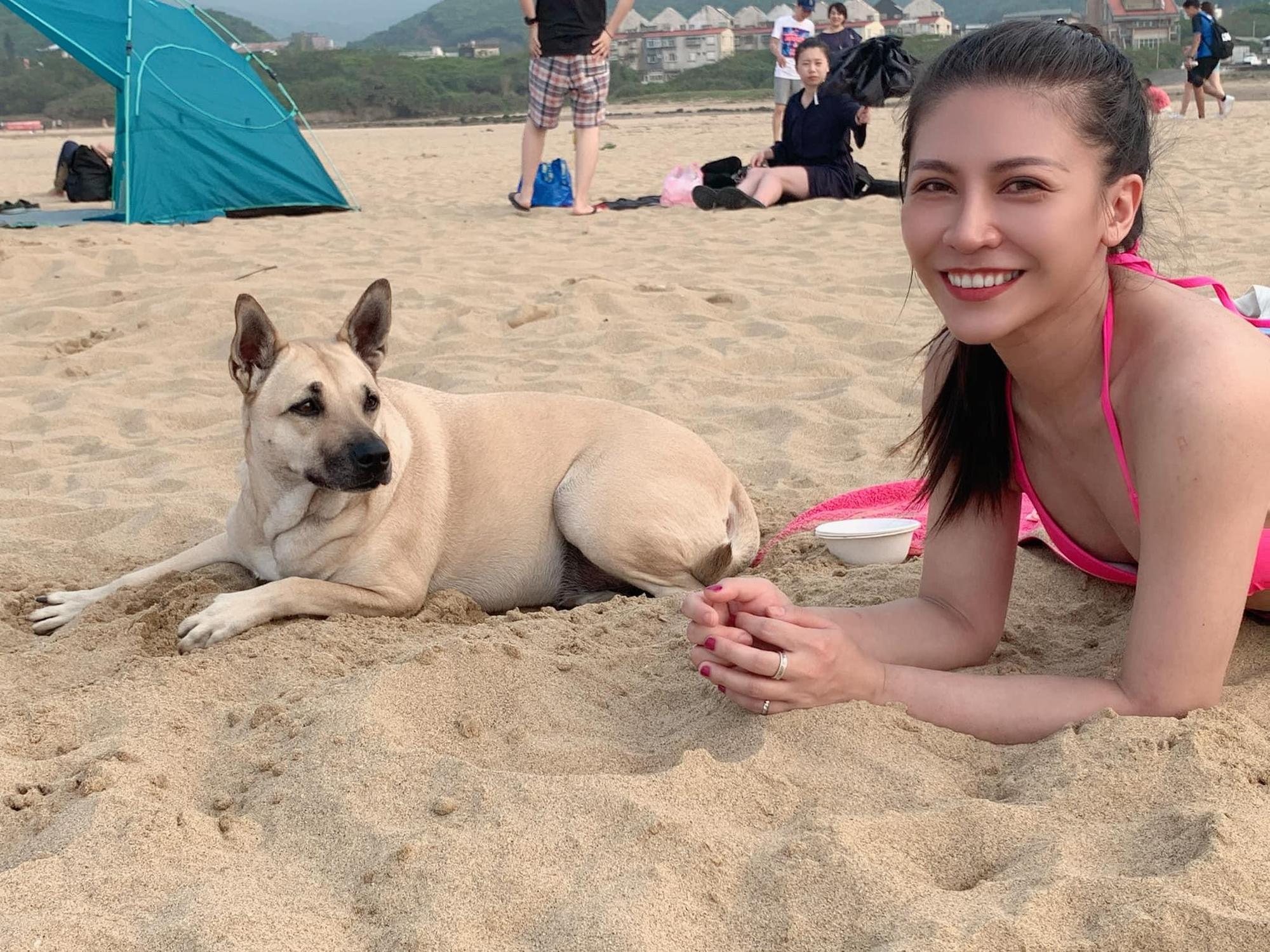 艾怡良2018年領養「Pepper」,她常曬與愛犬的甜密記事。(翻攝自艾怡良臉書)