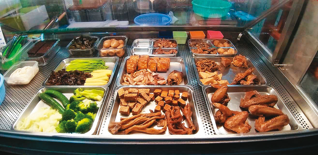 滷水堂專賣即食冷滷味，與丐幫滷味販售的加熱滷味不同。（讀者提供）