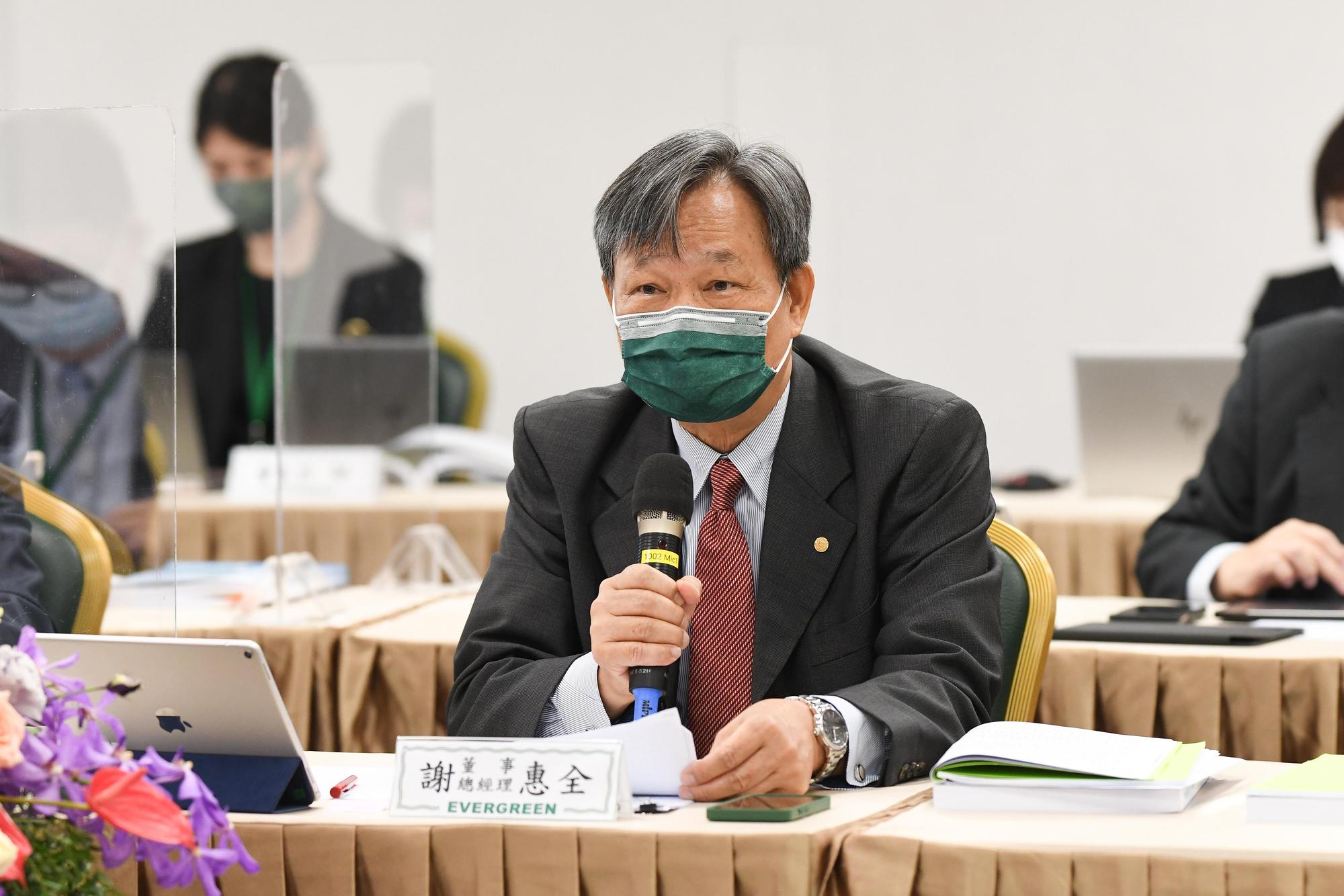 長榮海運今日召開股東會,總經理謝惠全對於海運後市看法樂觀。(長榮海運提供)