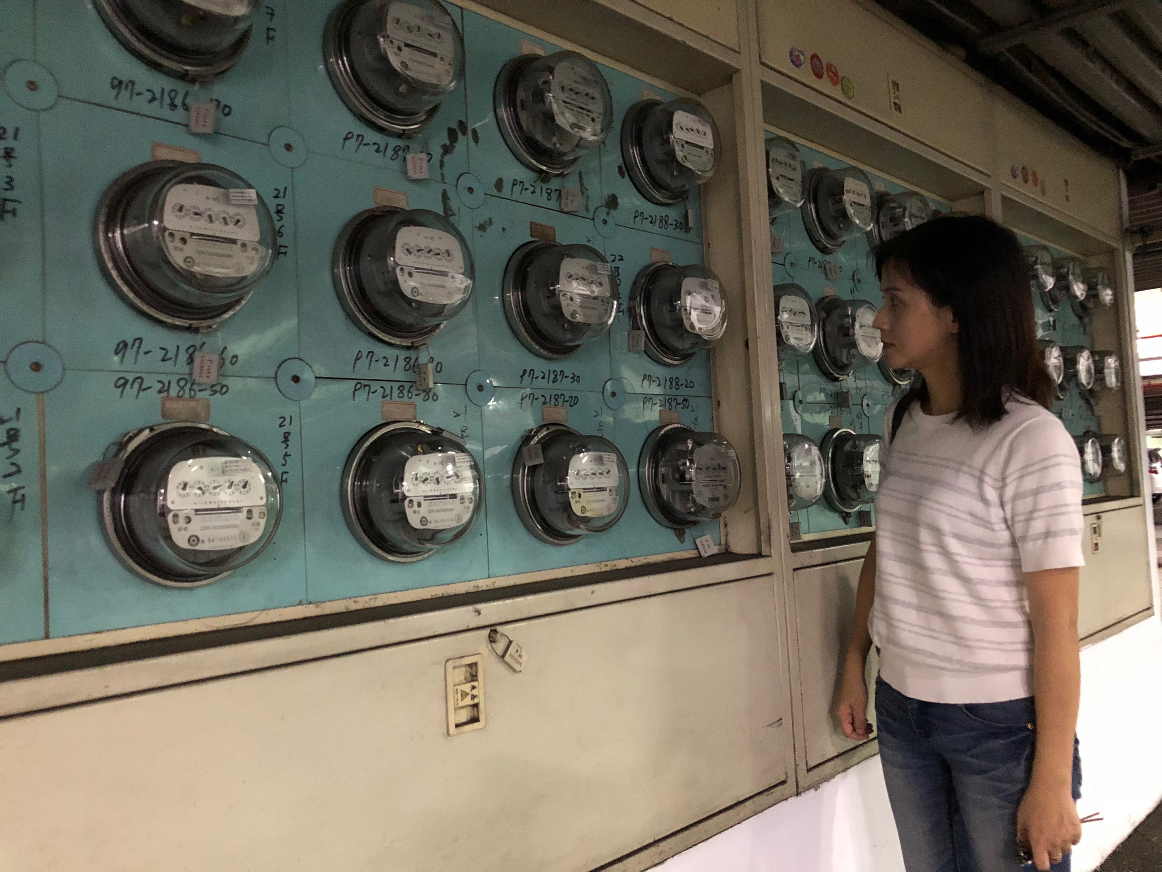 網路謠言「電費將採3段計價」近期又於各群組傳開，台電臉書粉專再度發文闢謠。（示意圖，本刊資料照）