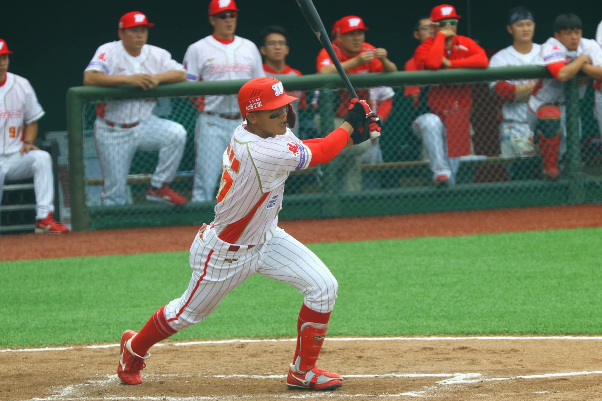 拿莫伊漾坦言遭到球迷嗆打假球,感到憤怒又失望。(翻攝自拿莫伊漾IG)