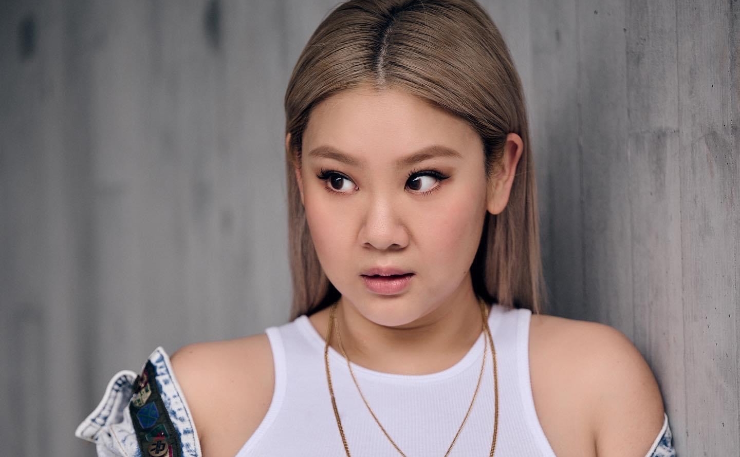 港星鄭欣宜今（30）日過35歲生日，亦是她可領取母親沈澱霞留下2.4億遺產的日子。（翻攝自鄭欣宜臉書）