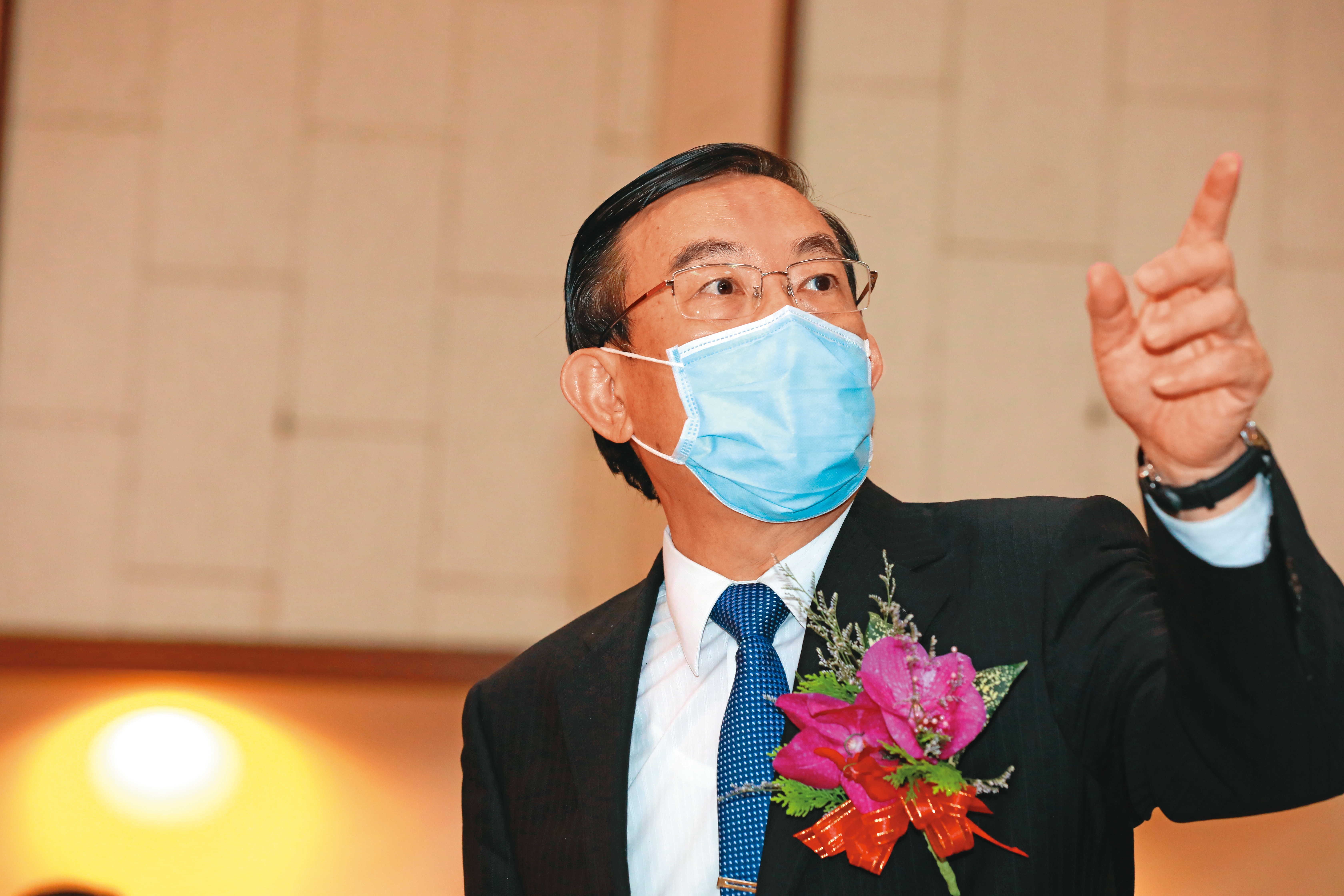 檢察總長邢泰釗日前在就職典禮驚爆有人企圖影響三中案判決，引起各界高度關注。