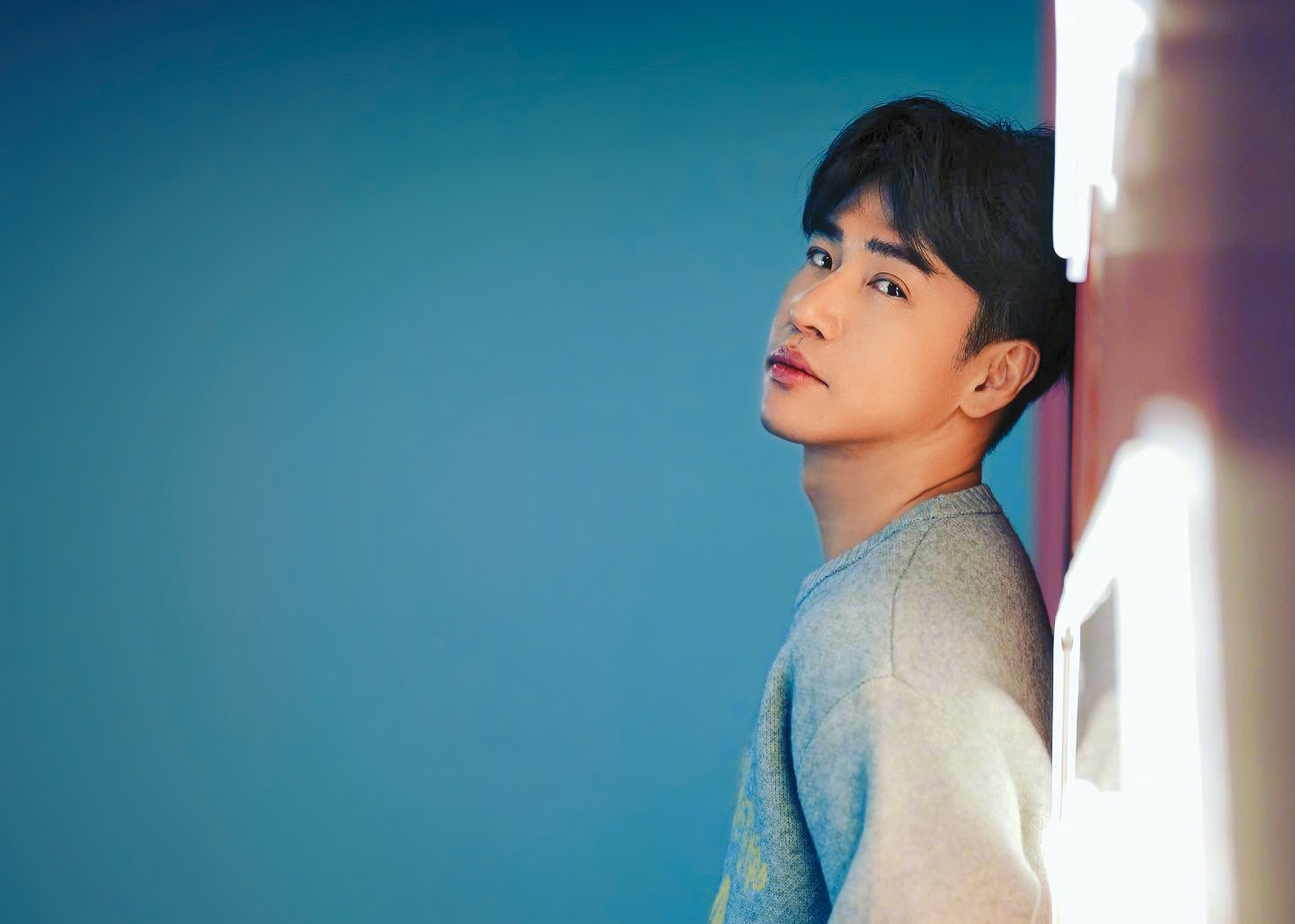 離婚後，歐弟精瘦不少，今年初他在微博po新照為自己打氣。（翻攝自歐弟微博）