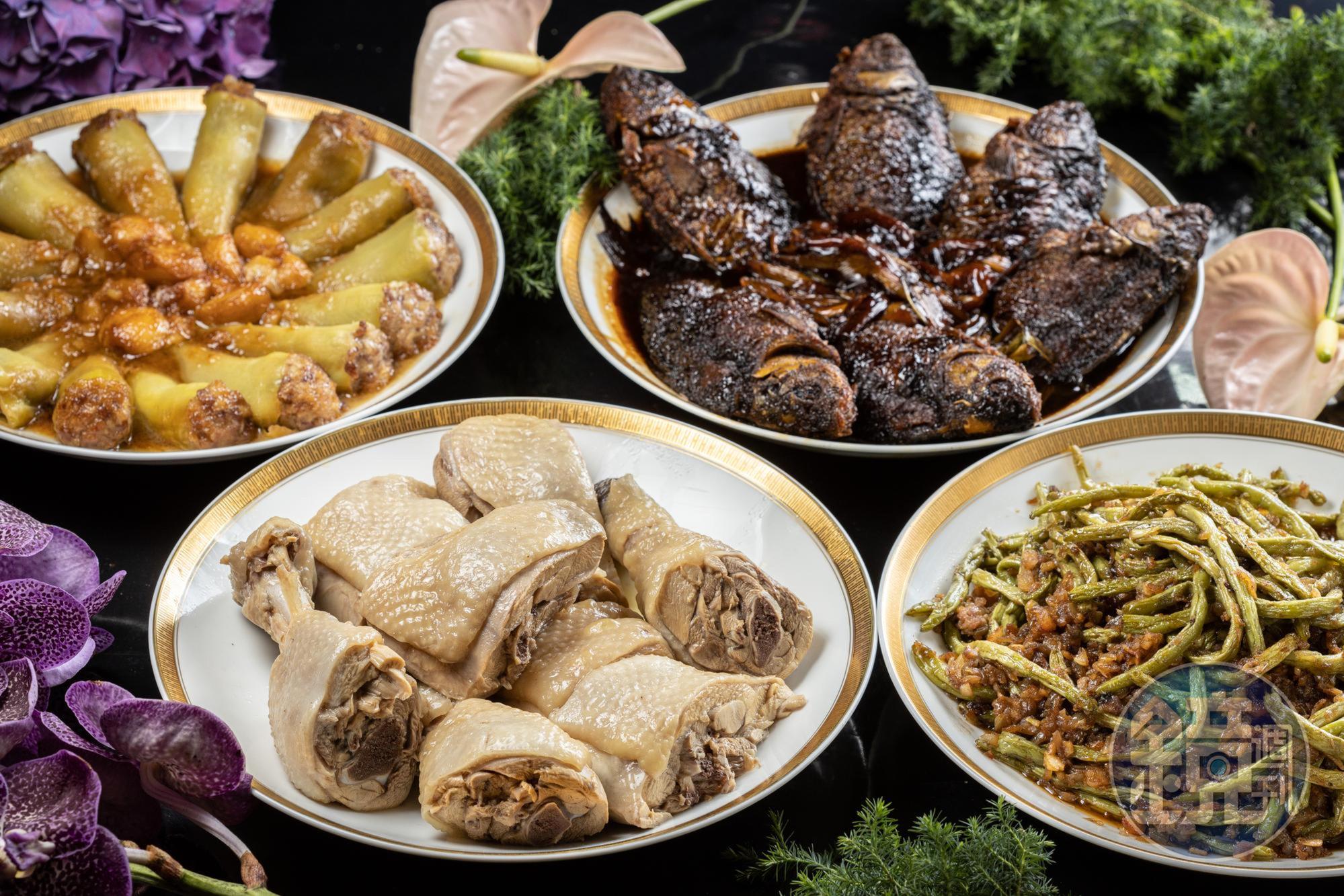 點水樓的四小菜:乾煸四季豆、翡翠椒鑲肉、紹興醉雞與葱㸆鯽魚。