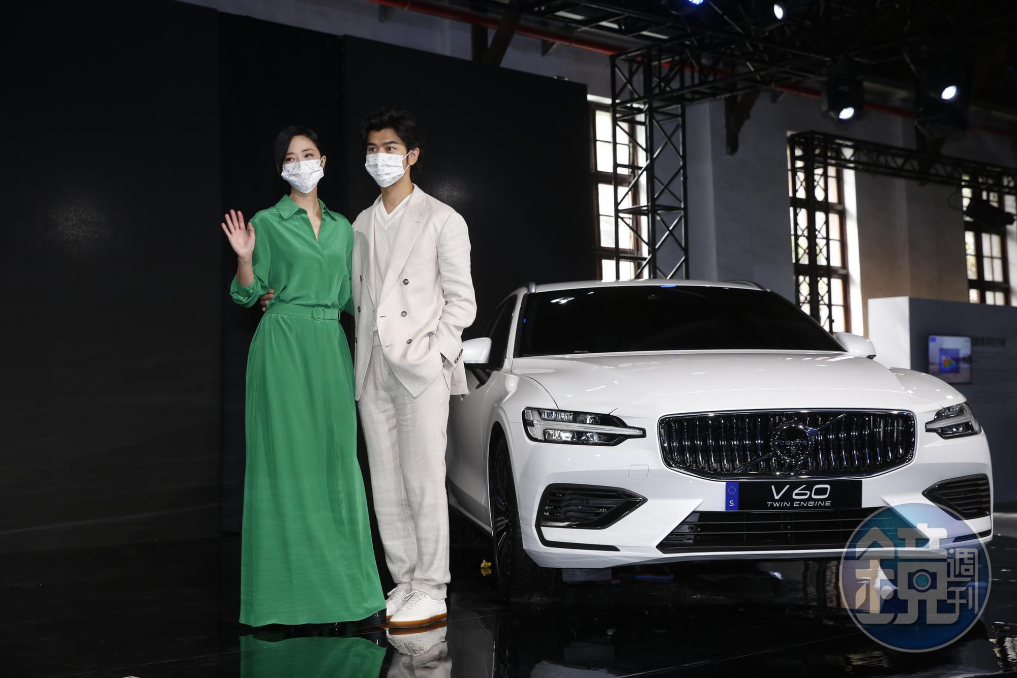 陳柏霖與桂綸鎂因拍攝《藍色大門》而認識，2人在Volvo汽車廣告再度合作，一起現身電能智研所發表會。