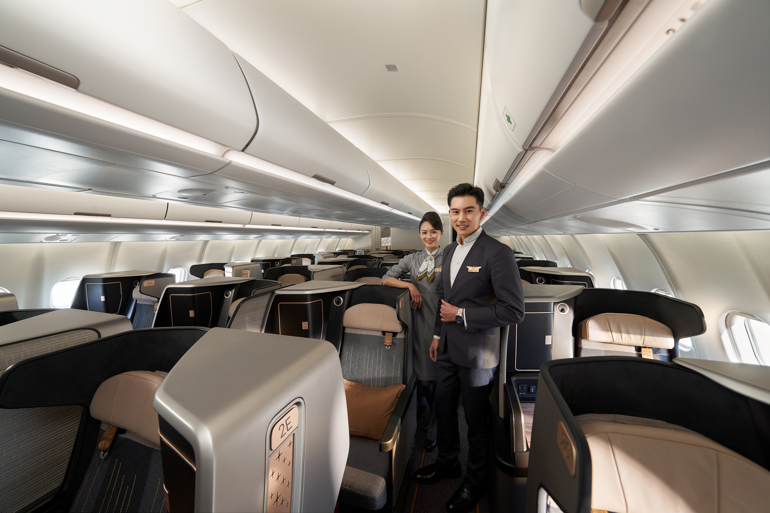 A330neo廣體客機，客艙共297個座位，其中商務艙28個、經濟艙269個。（星宇航空提供）