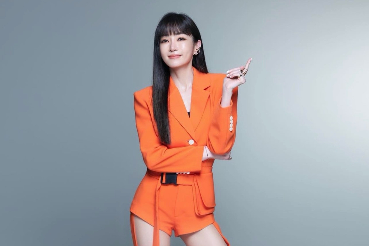 謝金燕熱愛網購。（翻攝自謝金燕IG）