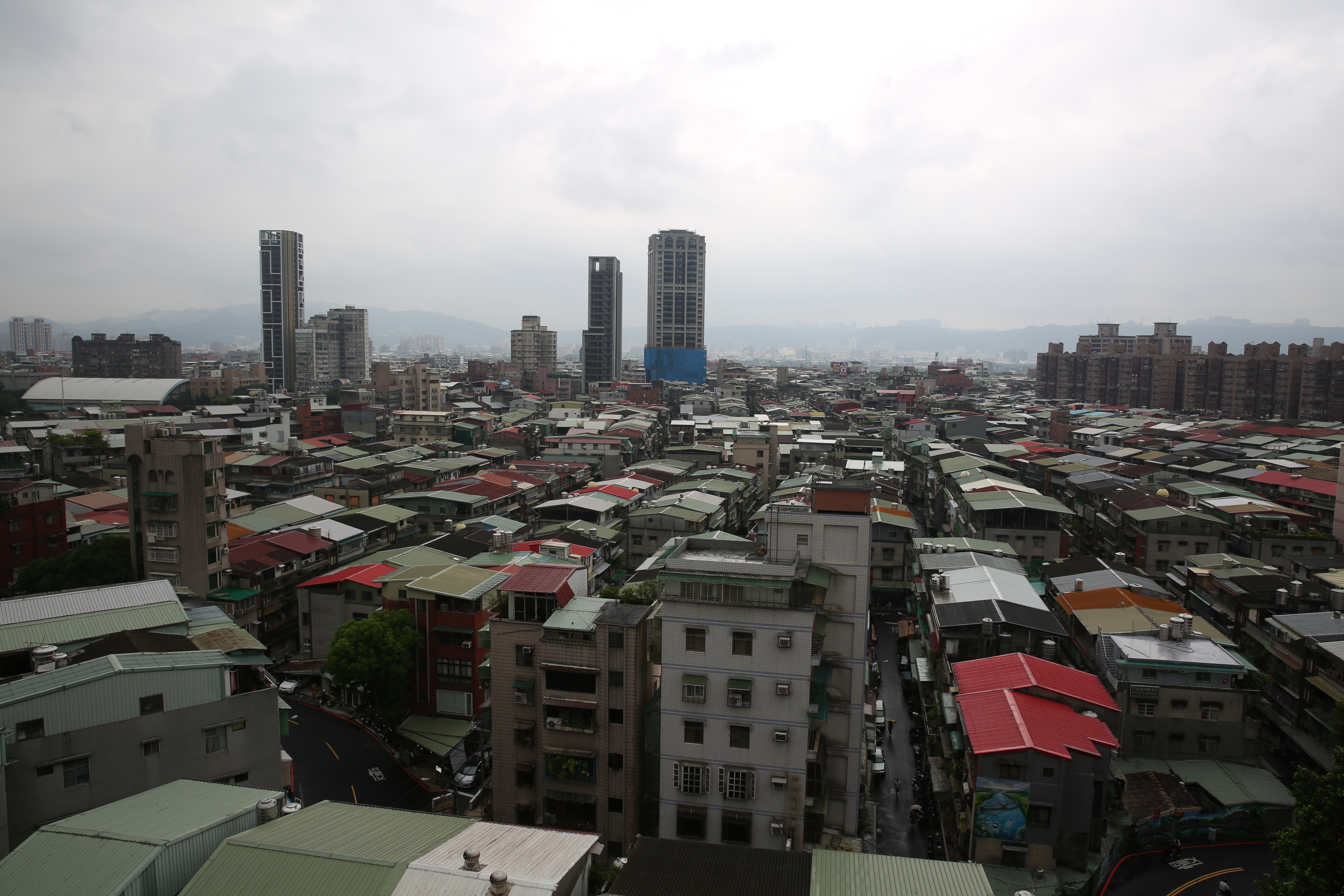 網友好奇「只會收租的房東兒子算有上進心嗎？」引起熱議。（房產示意圖，本刊資料照）