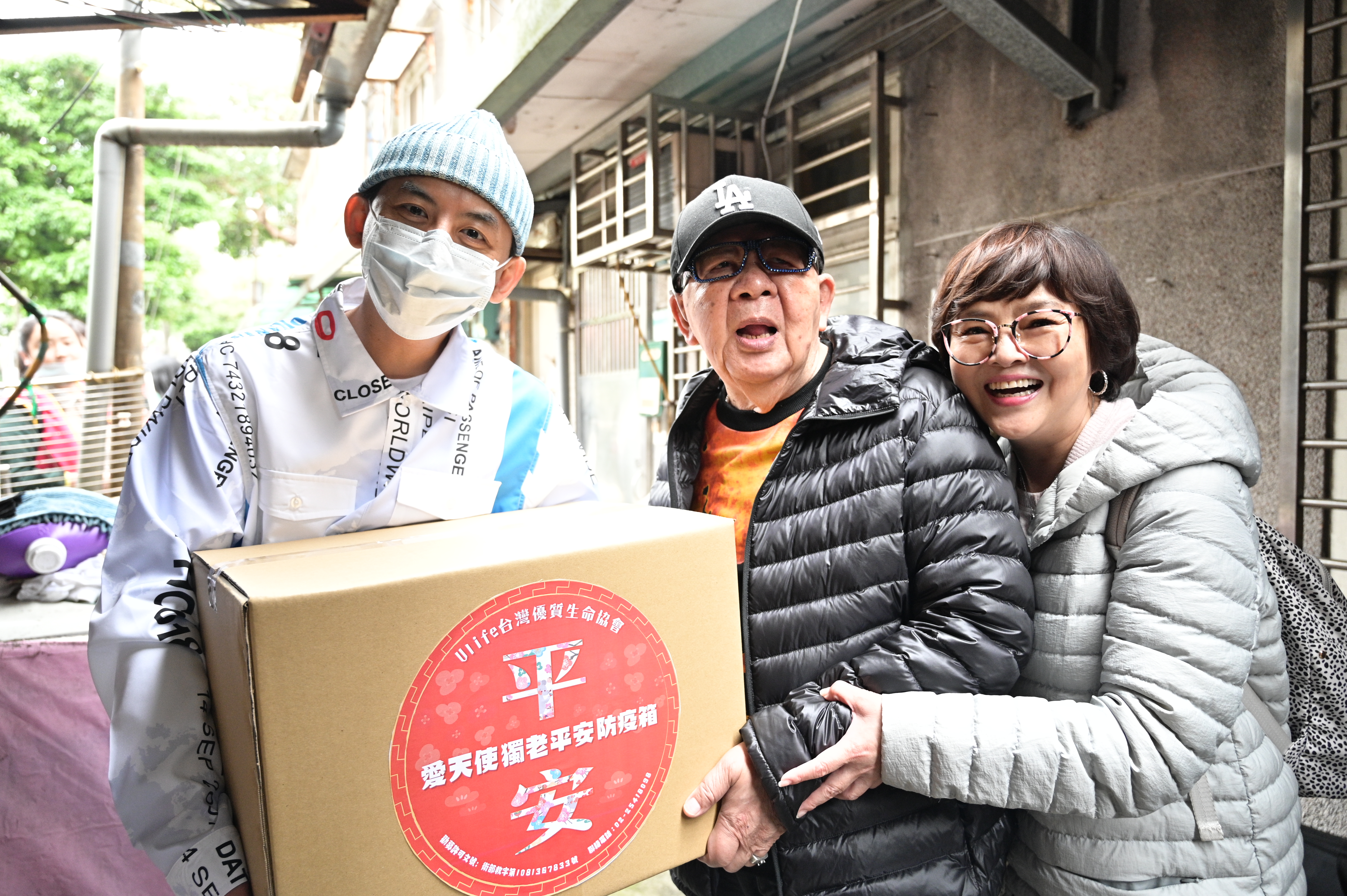 黃子佼低調行善捐贈20萬端午節送禮禮金。（台灣優質生命協會提供）