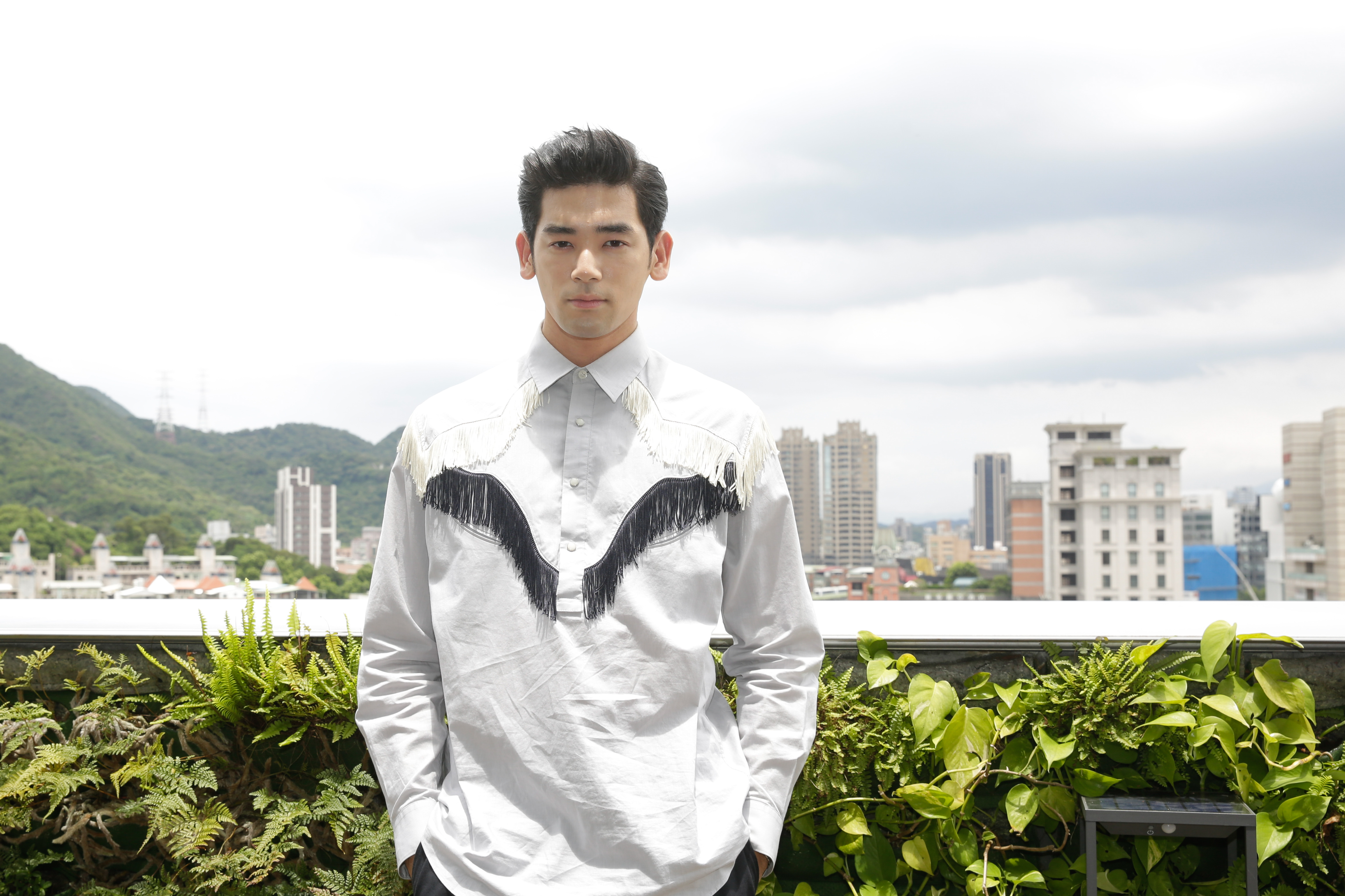 名模UTA（內田雅樂）今出席健身房開幕活動，自曝愛上台灣美食，也為此努力運動。