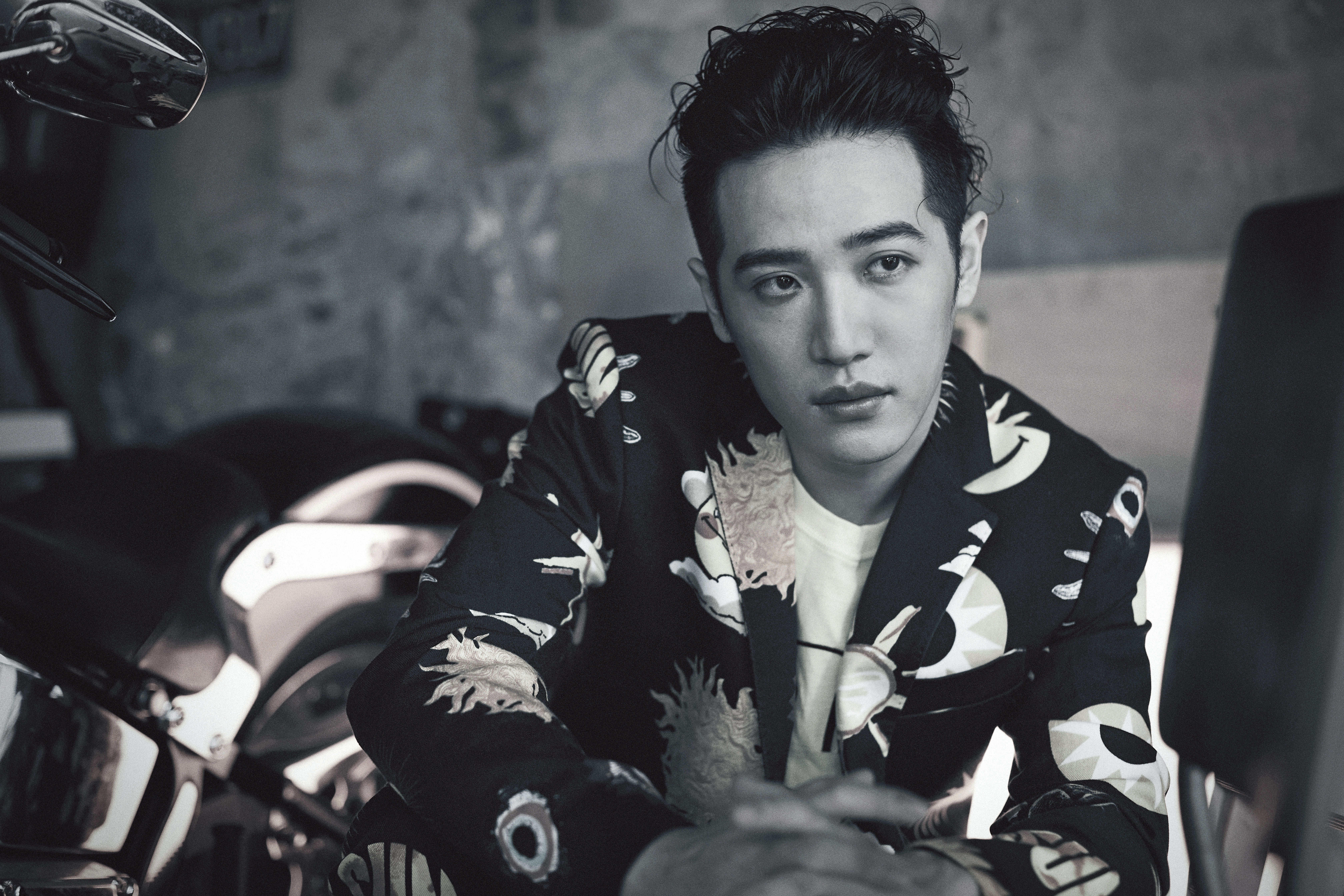 新專輯之中，熊仔討論的是關於職業倦怠。而同時他也參與新專輯至更深，甚至把影像當成音樂在精修，前一晚修改MV到半夜四點，「就覺得要負責。」