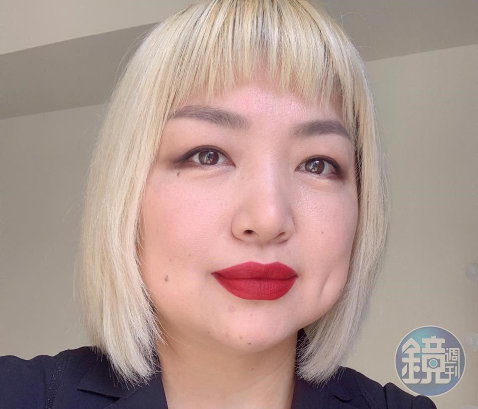 知名噴槍彩妝師李念慈執業多年，遭爆不當體罰學生。（讀者提供）