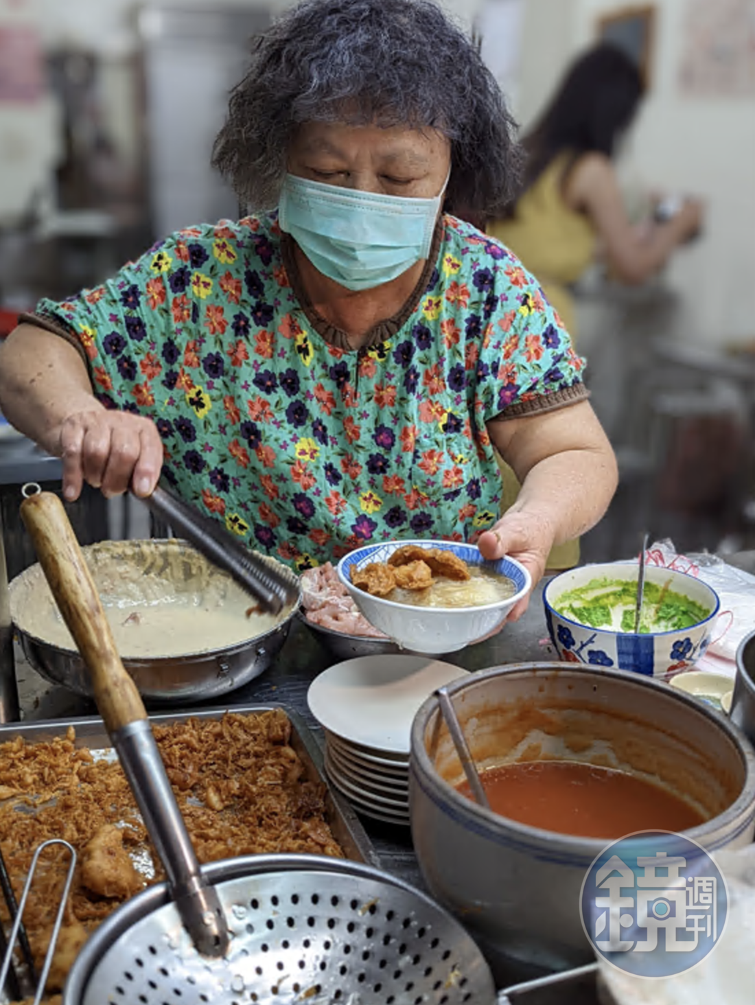 老闆娘對自家料理頗有自信，還會向客人「說菜」。