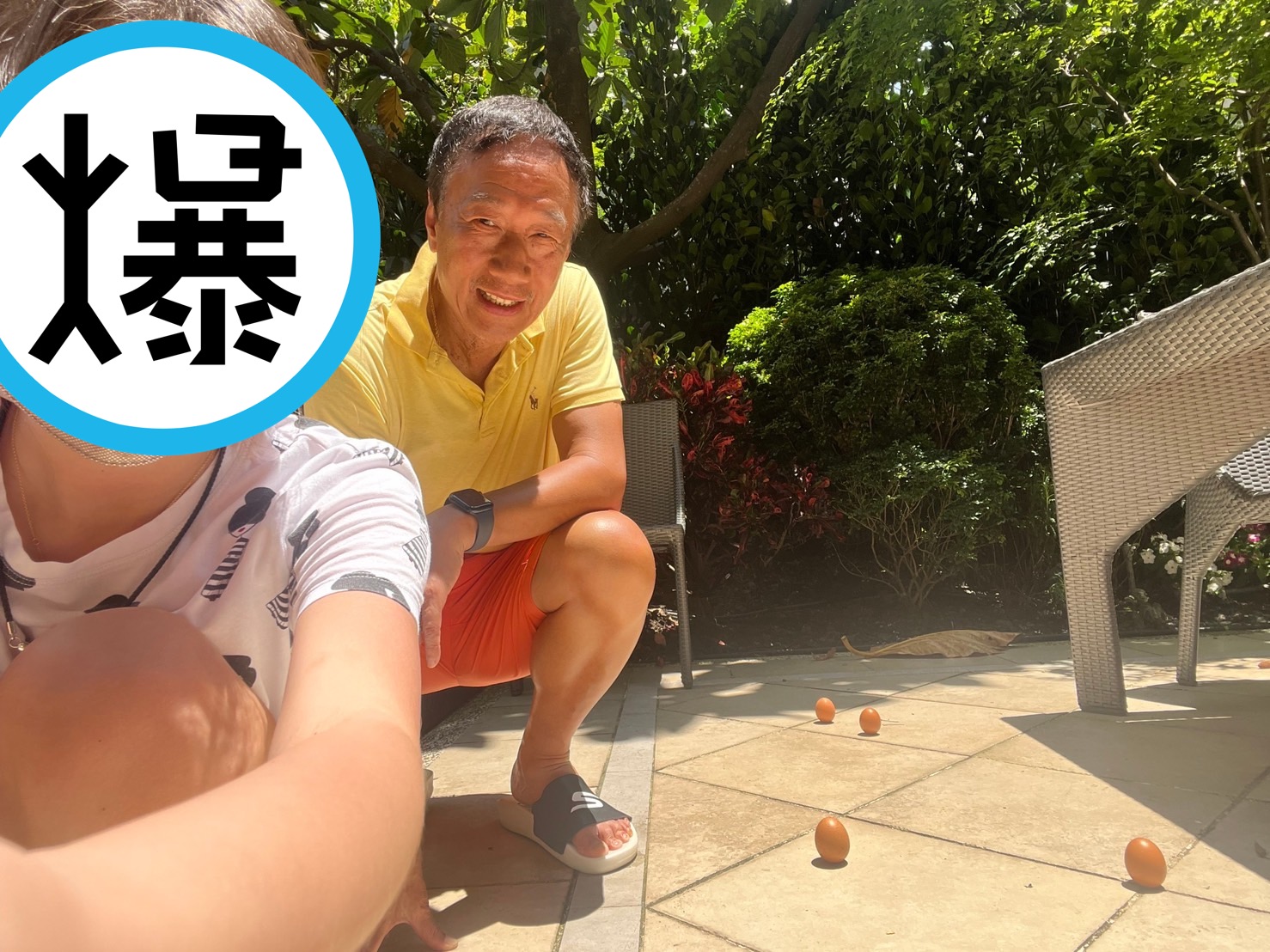 郭台銘罕見曬女兒，在端午節立蛋享天倫。（翻攝