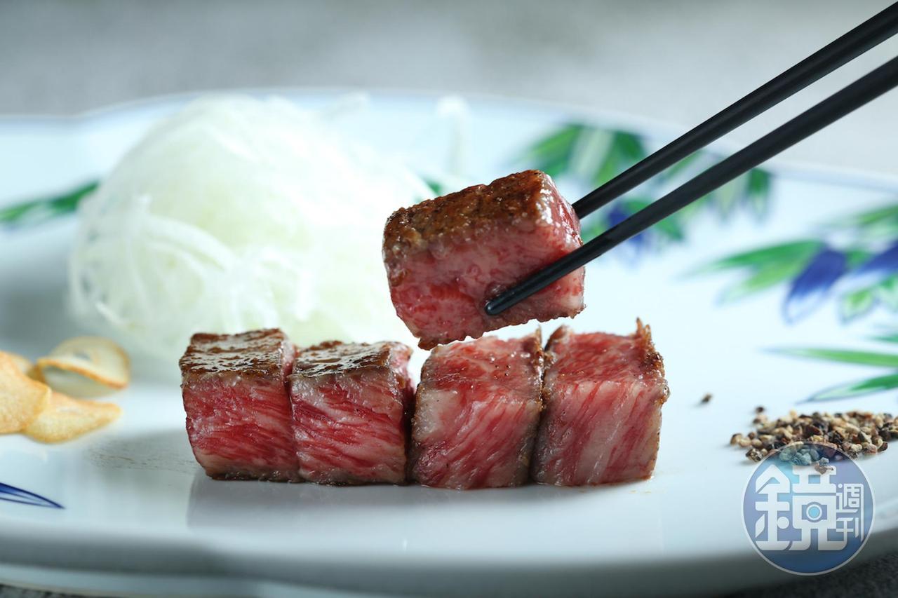 招牌菜色「日本和牛」油花豐美、肉味濃郁。（Ukai-tei鐵板燒，6,800元套餐菜色）