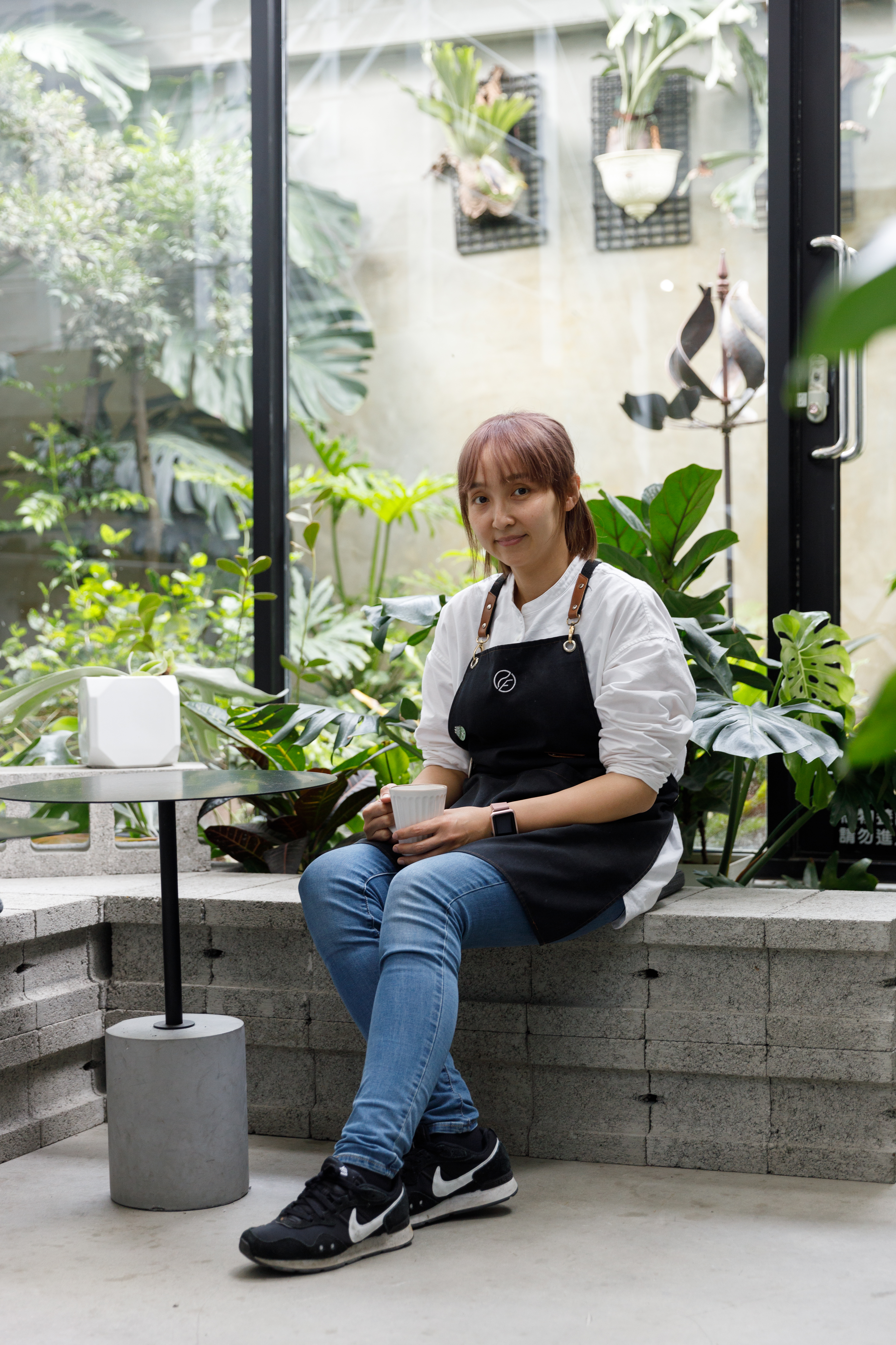 有片森林的老闆娘Wei也是店內甜點師，和身為咖啡師的先生共同經營咖啡館，兩人合作無間。