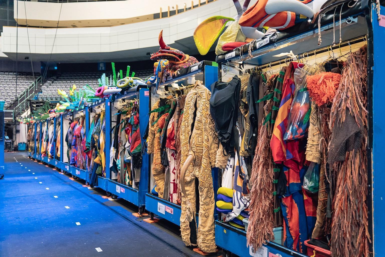 《獅子王》的戲服多達500套，每週光是保養時間就超過100小時。（寬宏藝術提供）