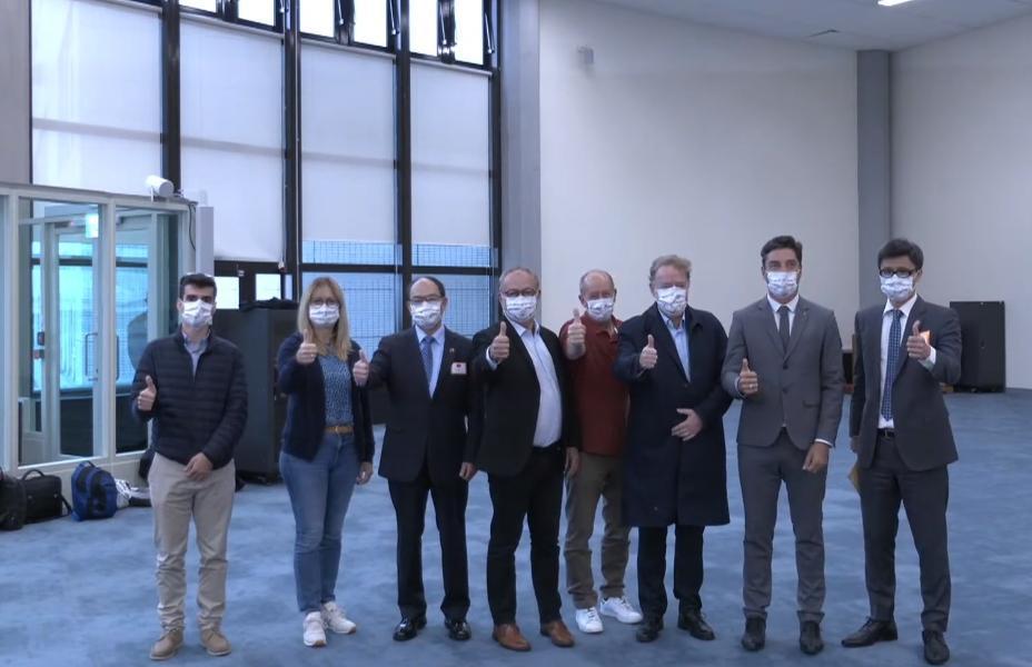 法國參議院訪問團今上午抵達桃園機場,本次是法國國會1年內第三度組團訪台。(翻攝自外交部直播)