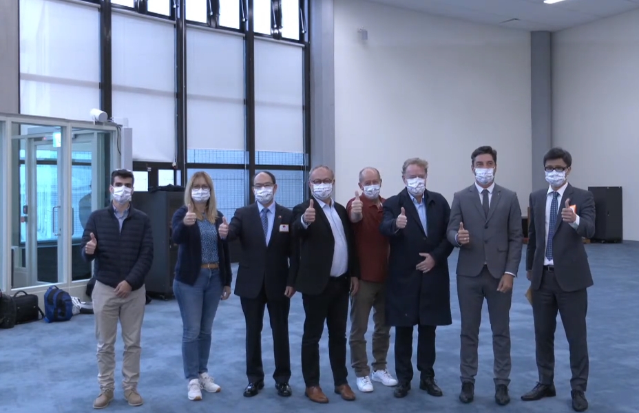 法國參議院訪問團今上午抵達桃園機場，本次是法國國會1年內第三度組團訪台。（翻攝自外交部直播）