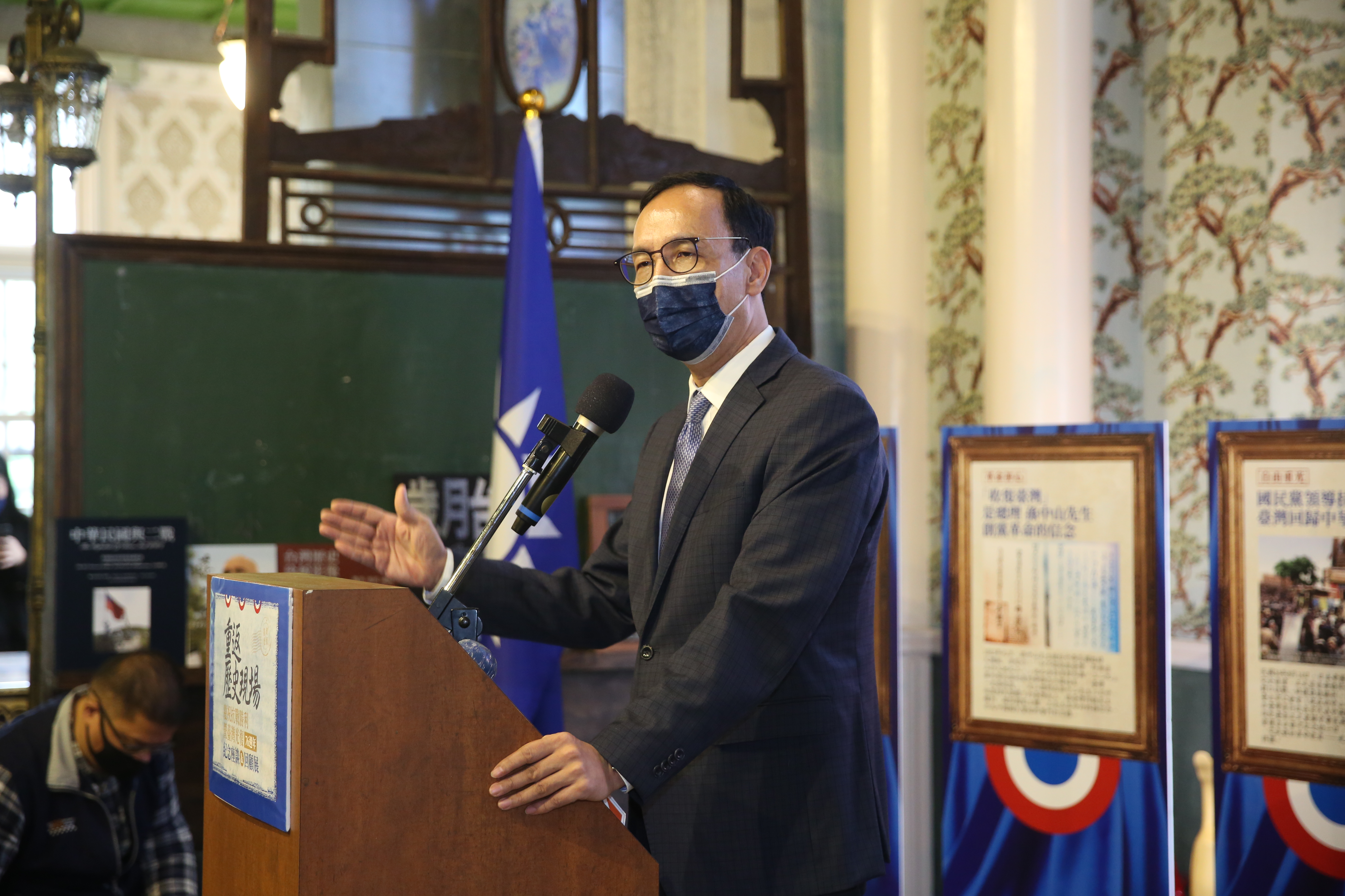 朱立倫近日訪美，期間稱國民黨立場是親美不親中，引起各方議論。（本刊資料照）