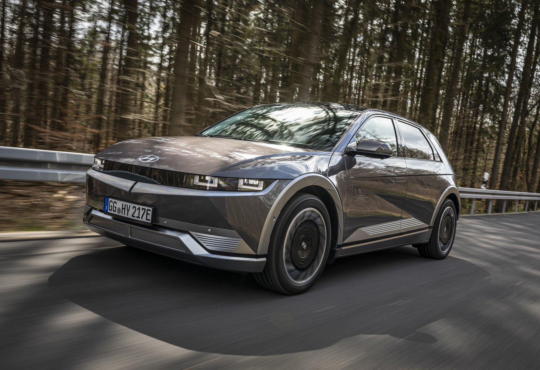 【2022最新純電勁車入手指南-06】未來感滿分！HYUNDAI Ioniq 5