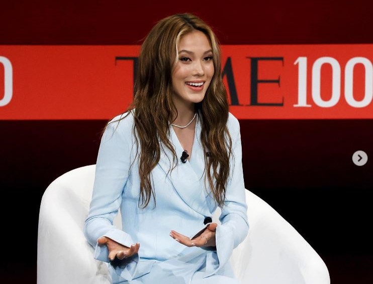 谷愛凌參加《時代》百大影響人物峰會。（翻攝Eileen Gu IG）