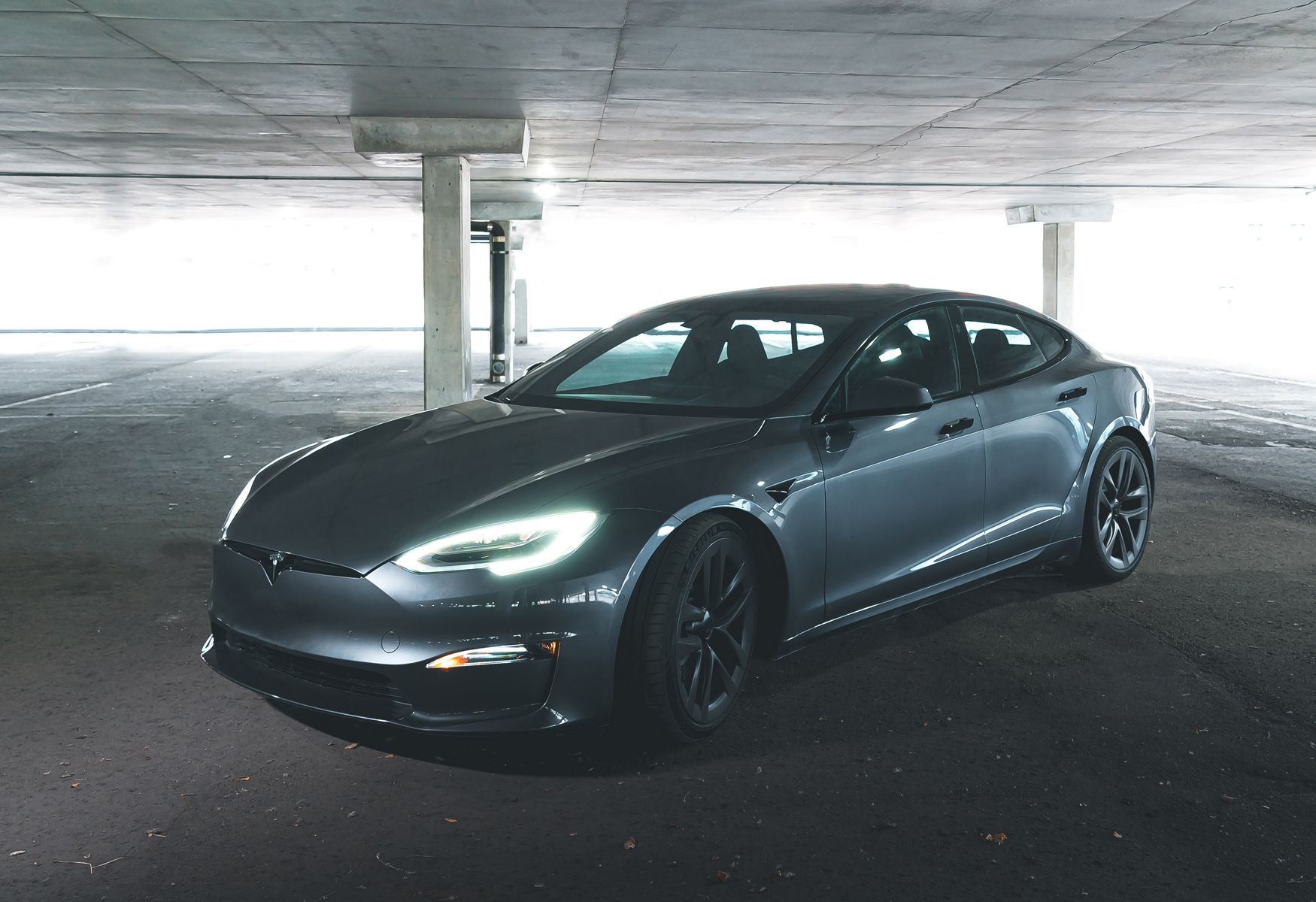 【2022最新純電勁車入手指南-11】引領新世代！TESLA Model S