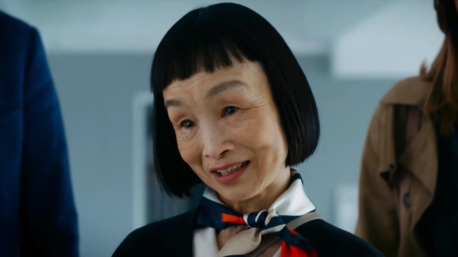 松田女士從原版《一屍到底》就是主導這場企劃的製片,到了法國以後依然異想天開,不斷推坑法國人。(車庫娛樂提供)